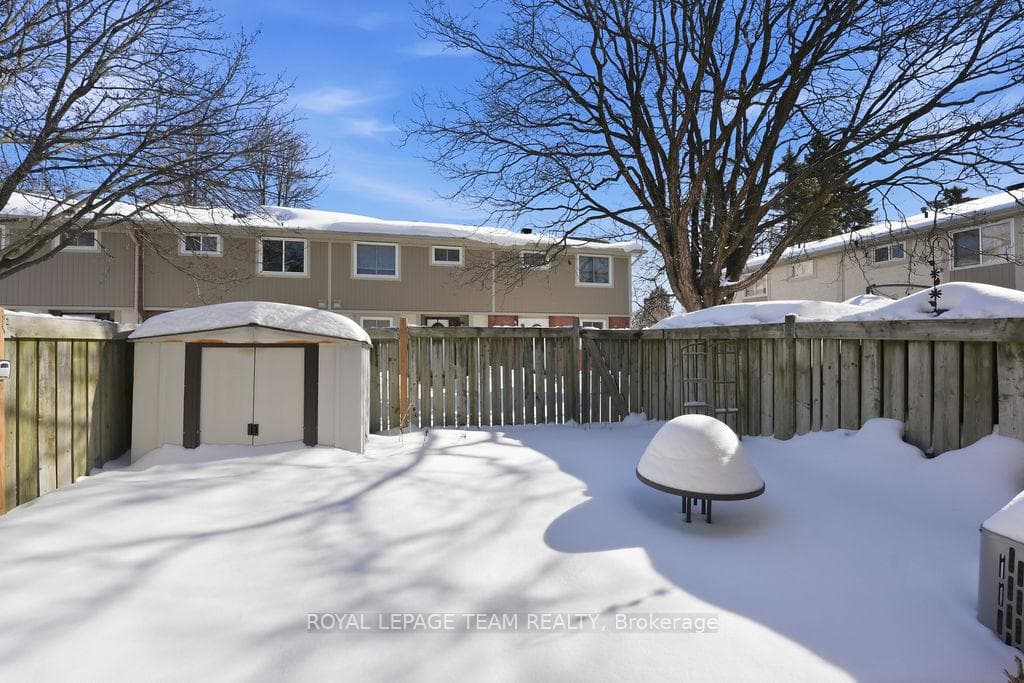 461 Moodie Drive Unit B photo 33