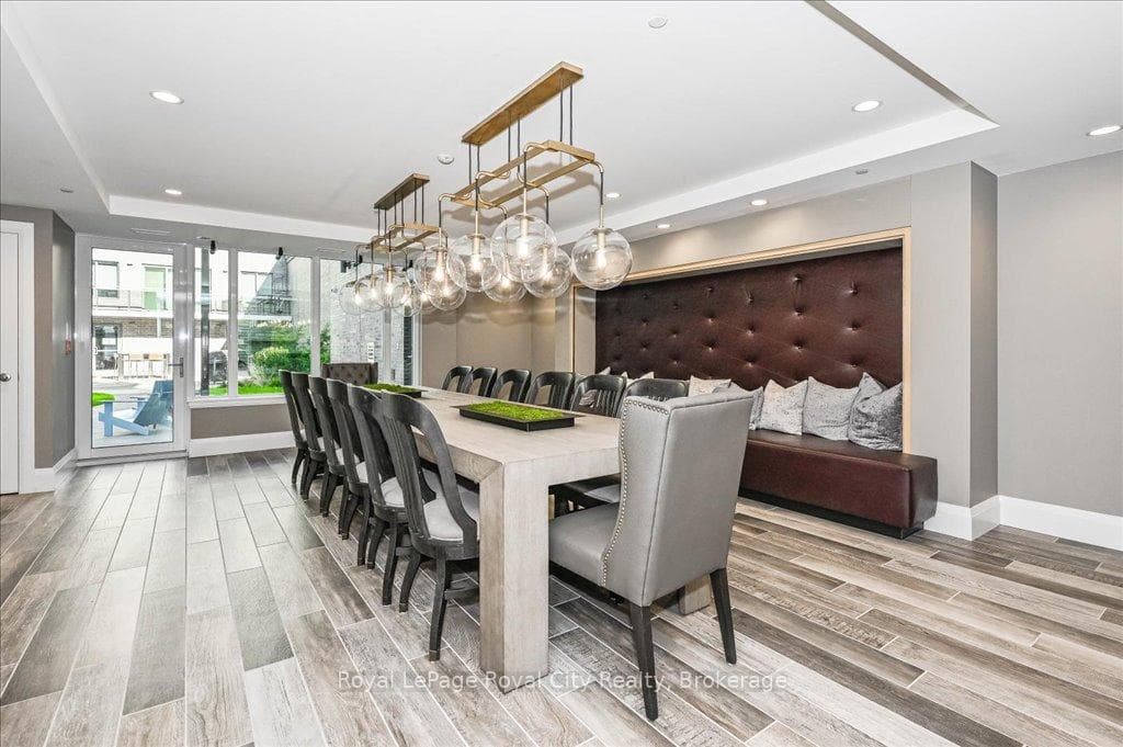 Rentable Dining Room with Chef's Kitchen