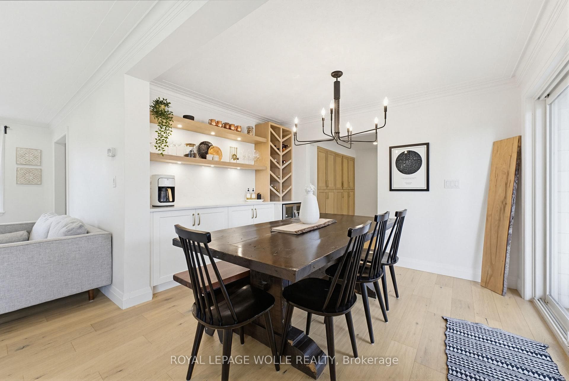 3623 Nafziger Road photo 9