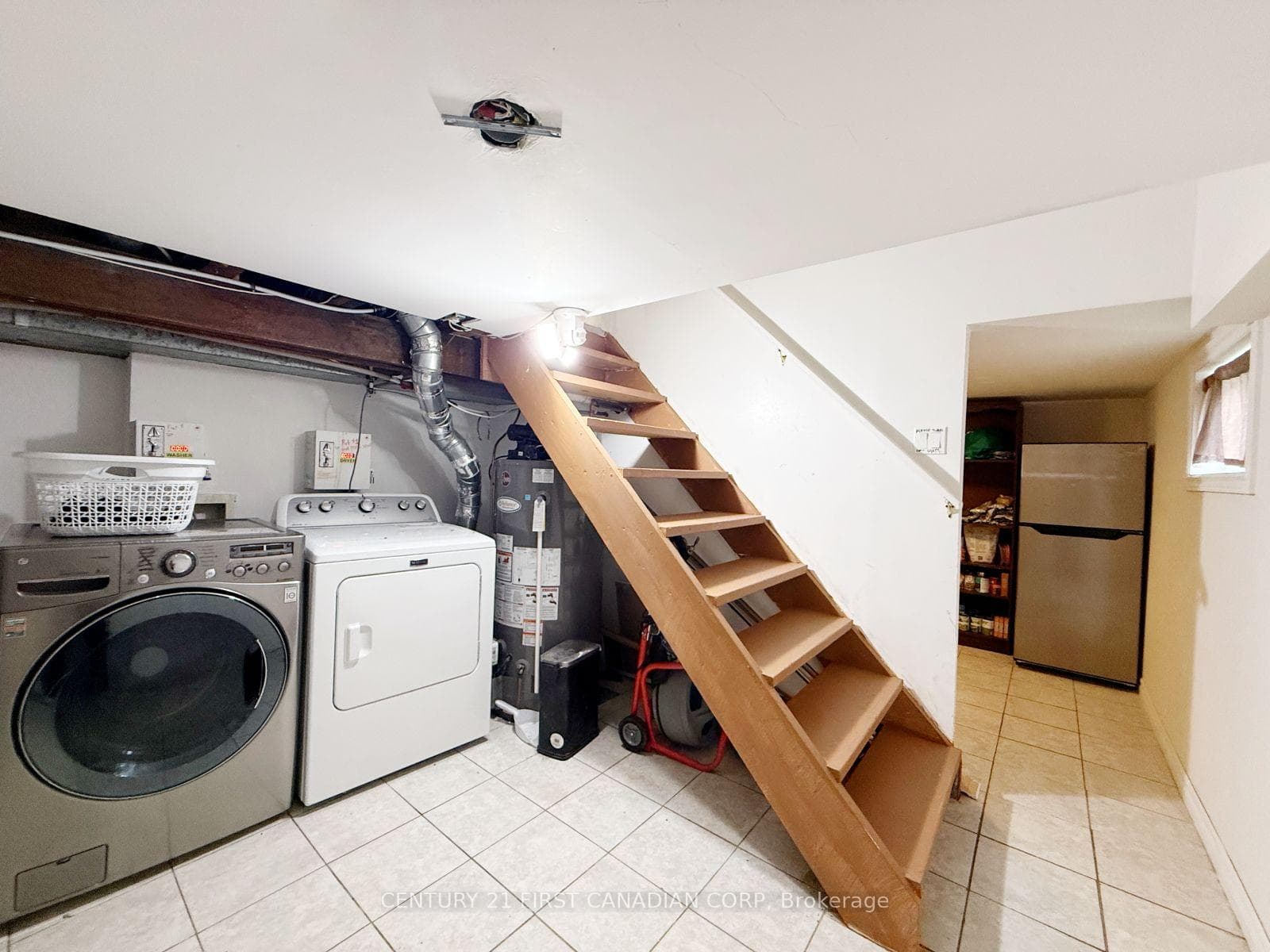 827 Quebec Street photo 36
