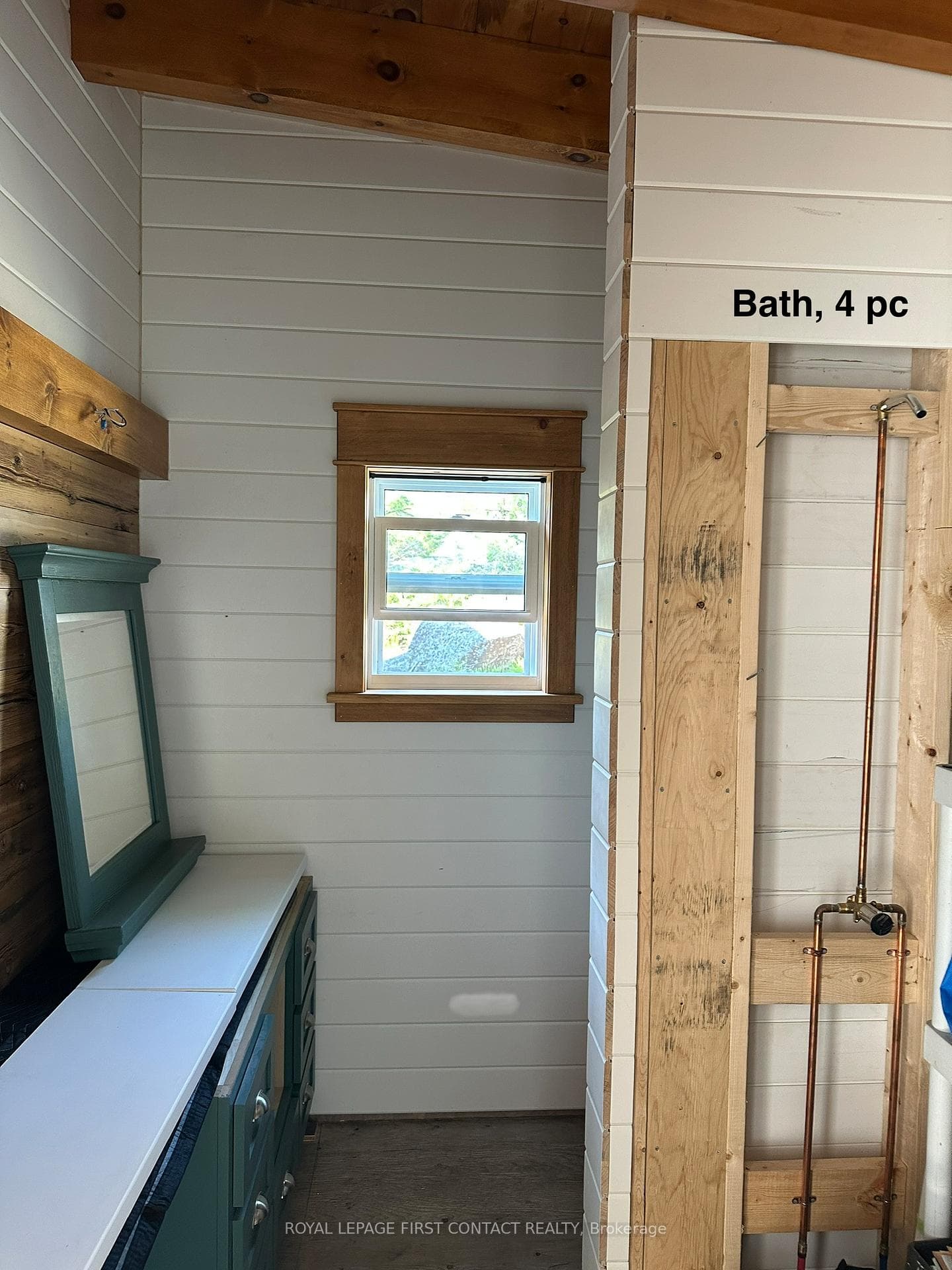 23 A26 Island photo 24