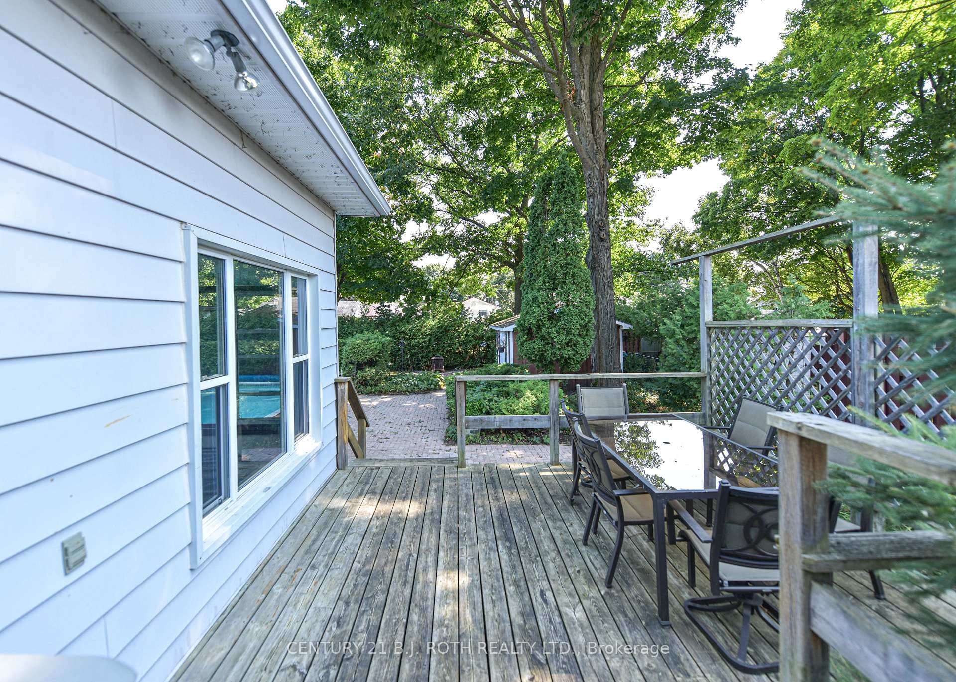 13 Eleanor Road photo 11
