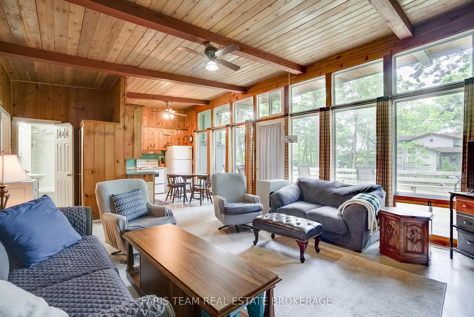 34 Quesnelle Drive photo 16
