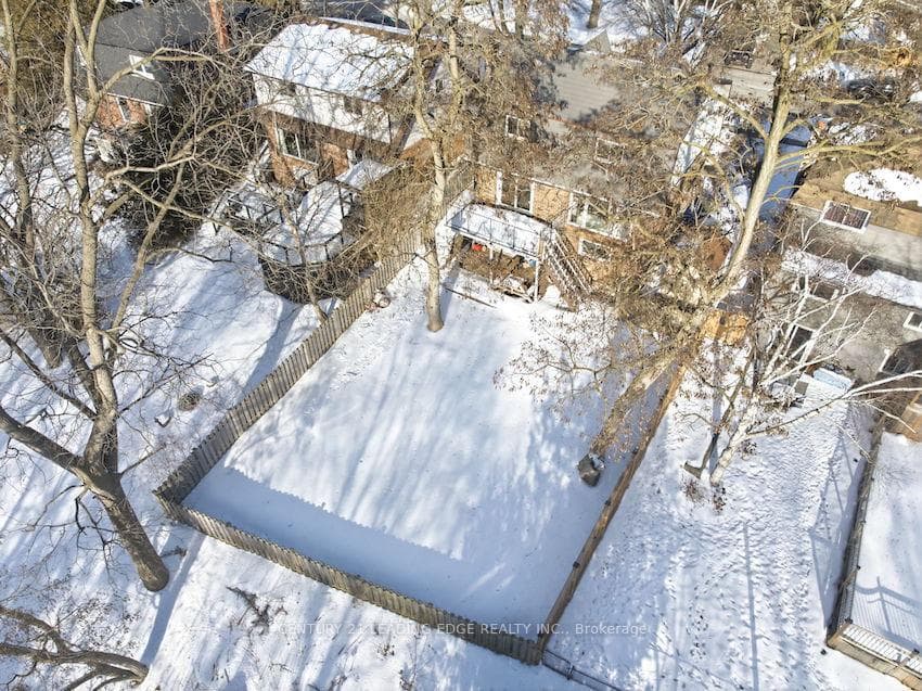 486 Crestwood Drive photo 6