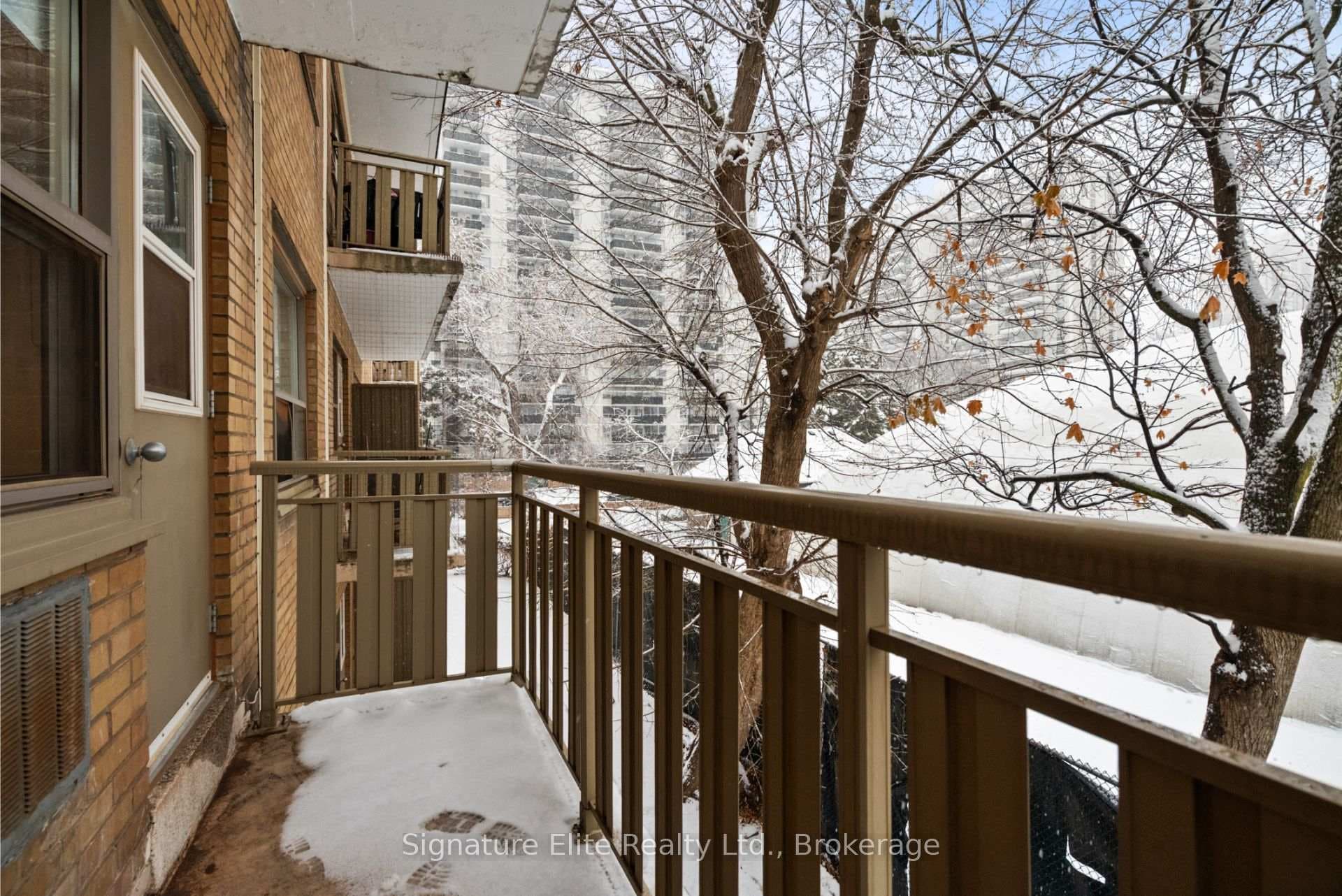 165 Balliol Street Unit 309 photo 12