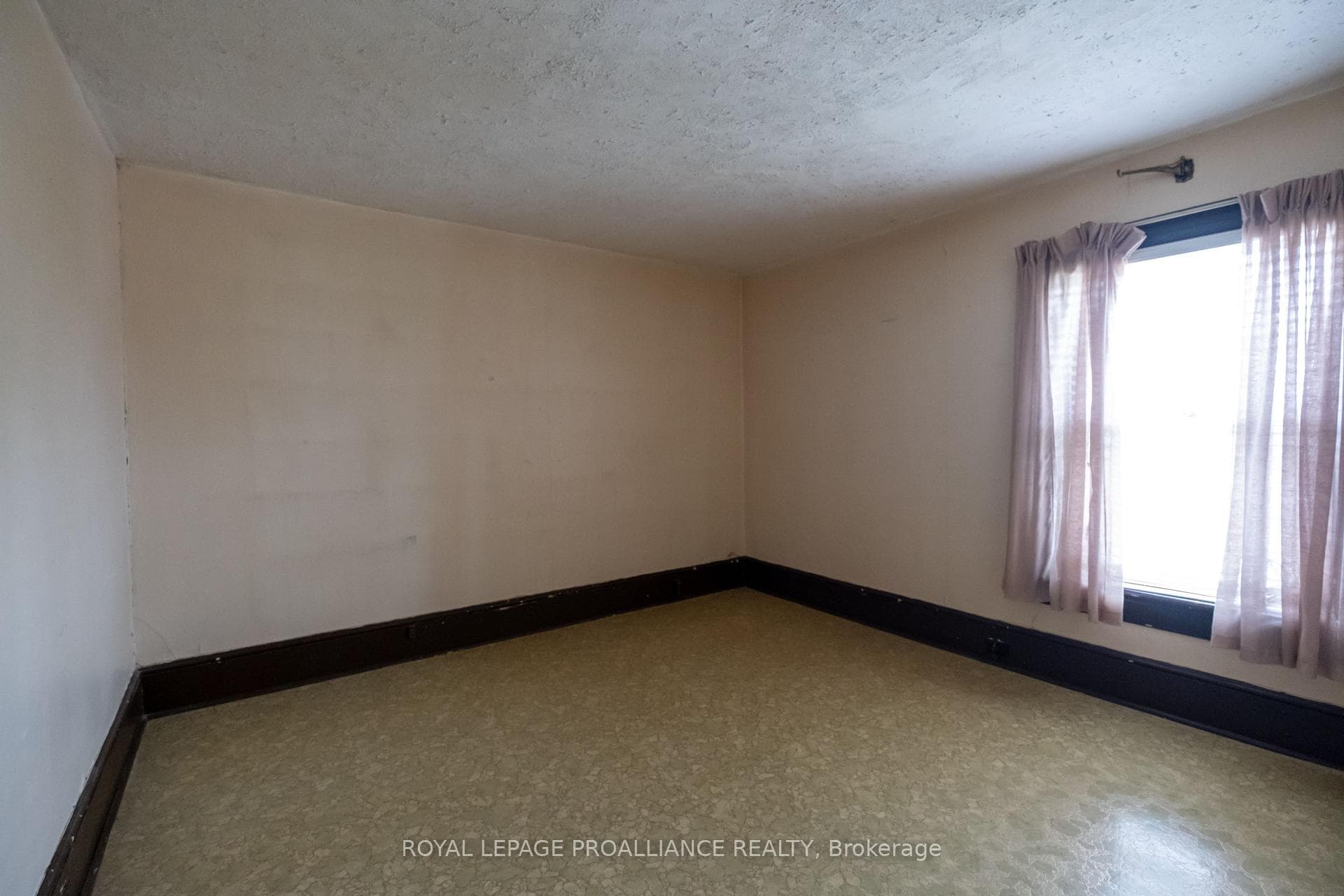 42 Highland Avenue photo 21