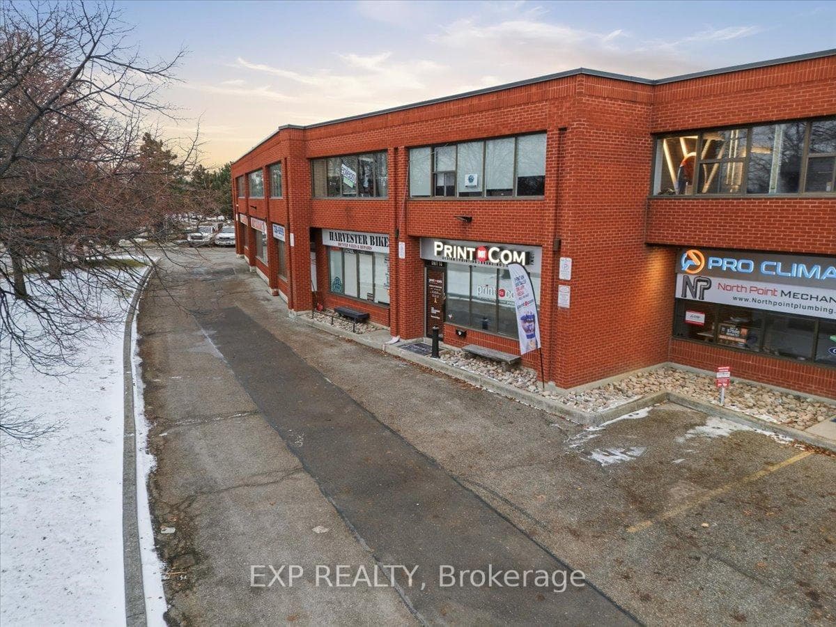 470 North Rivermede Road Unit 14 photo 4