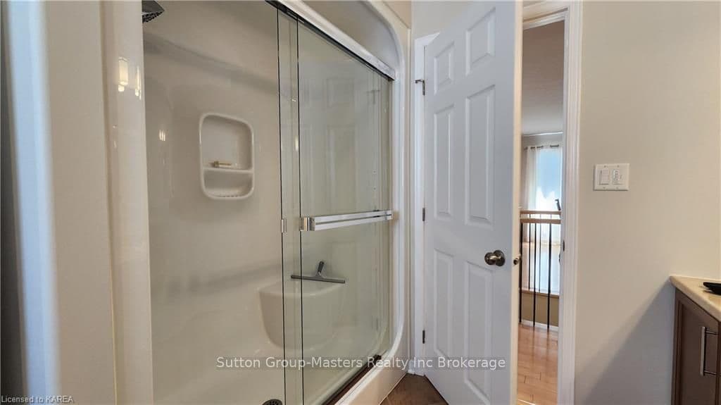 1330 FRANK Street photo 24