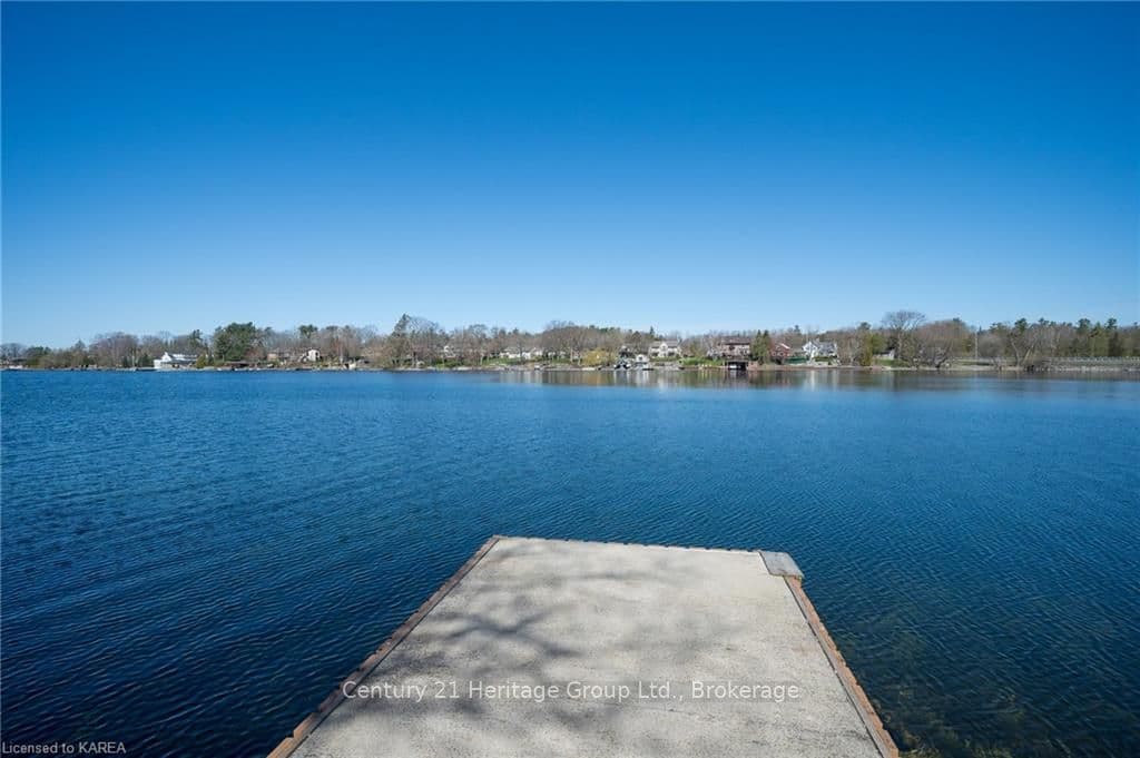 346 NICHOLSON POINT Road photo 17