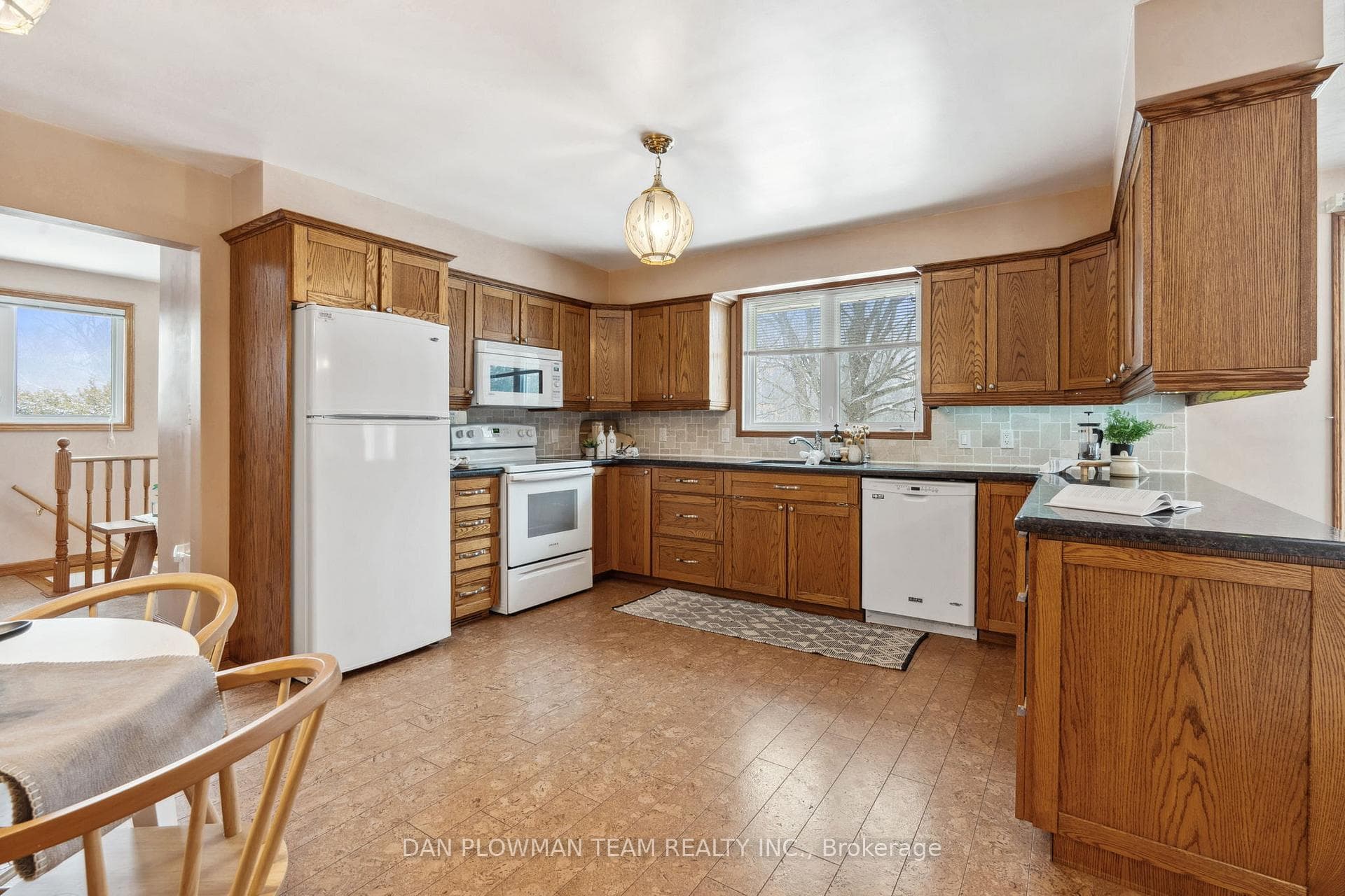 4880 Liberty Street photo 8