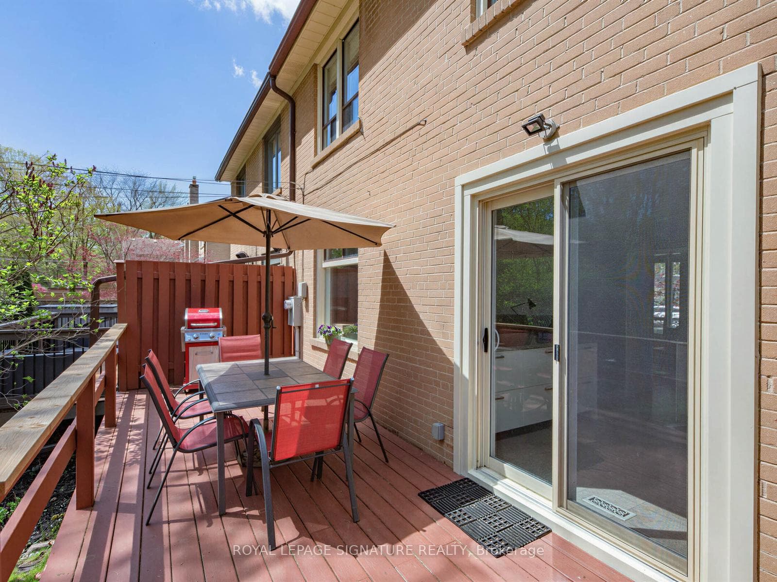 46 Plateau Crescent photo 36