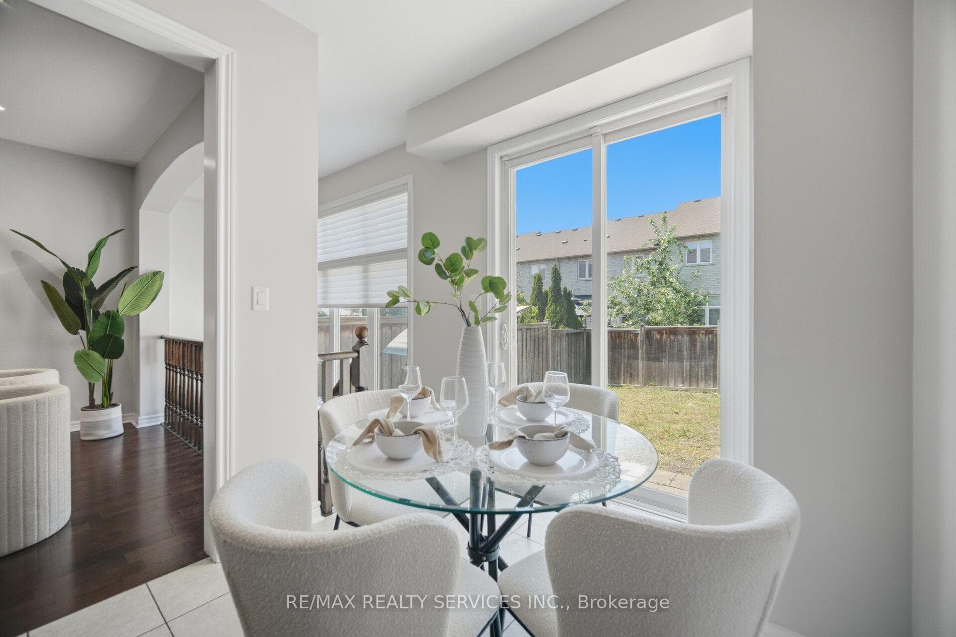 54 Losino Street photo 15