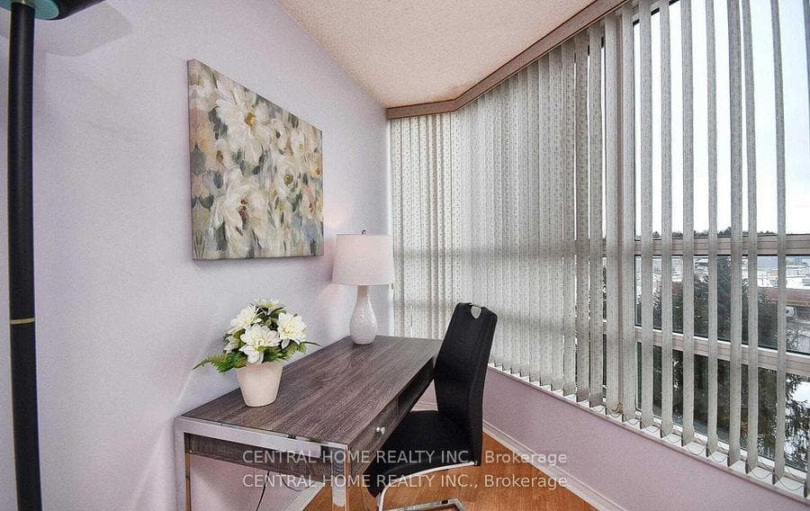 7825 Bayview Avenue Unit 502 photo 16