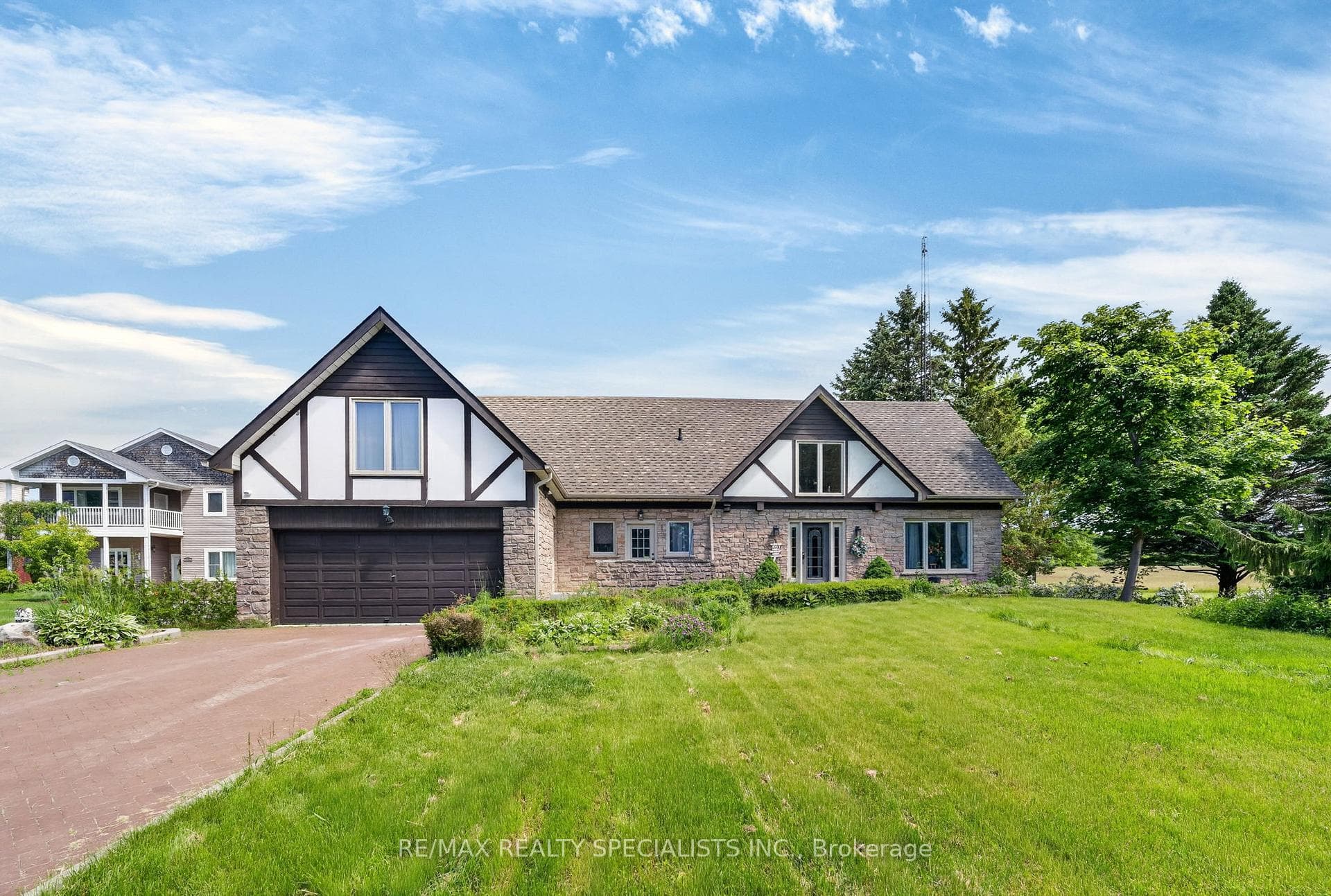 120 North Shore Road photo 3