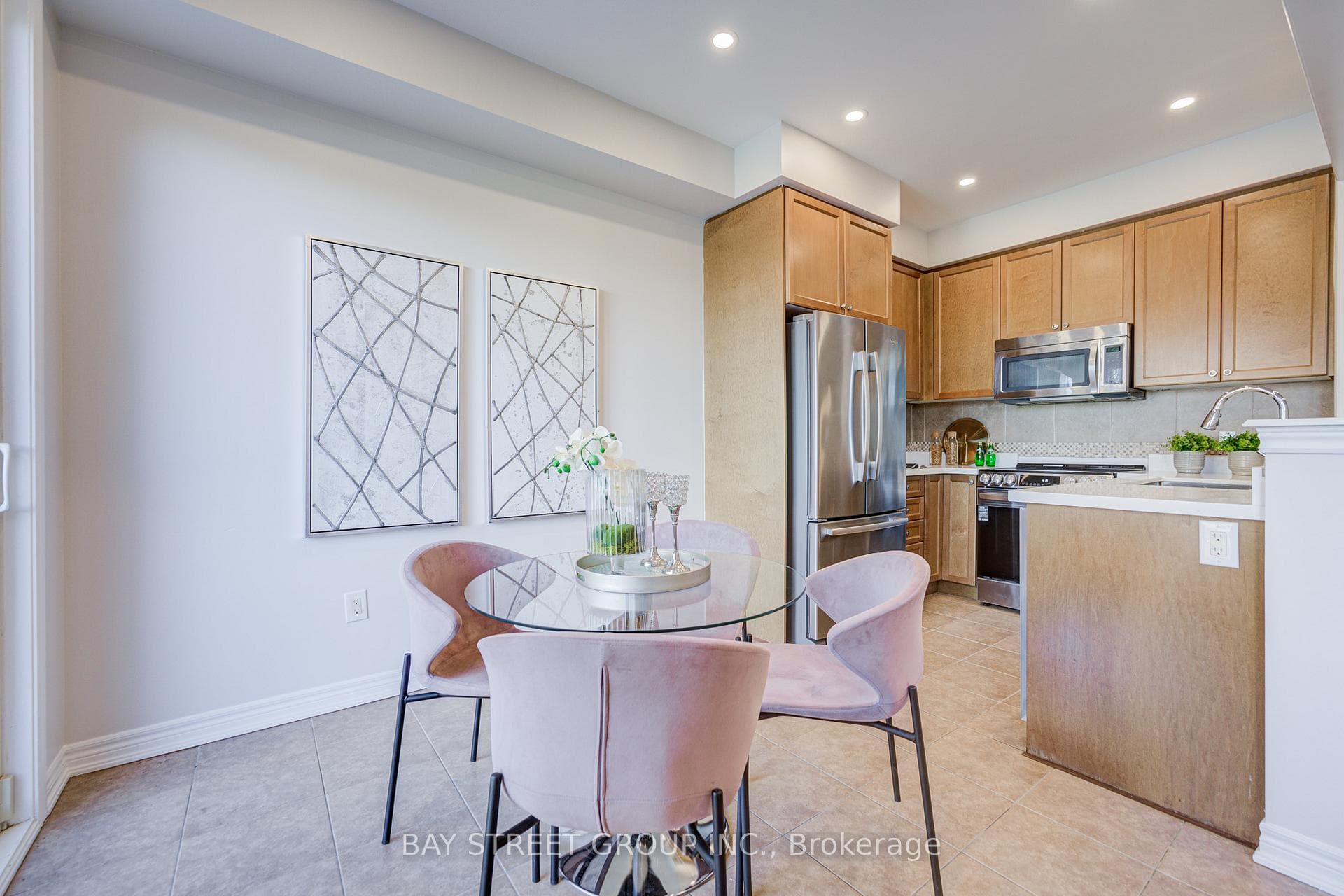 151 Windrow Street photo 29