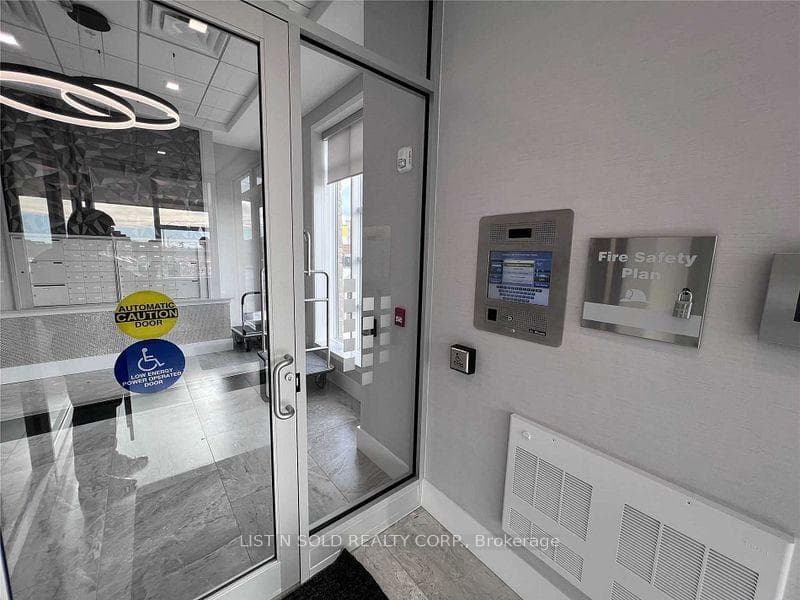 105 Spencer Avenue Unit 204 photo 18