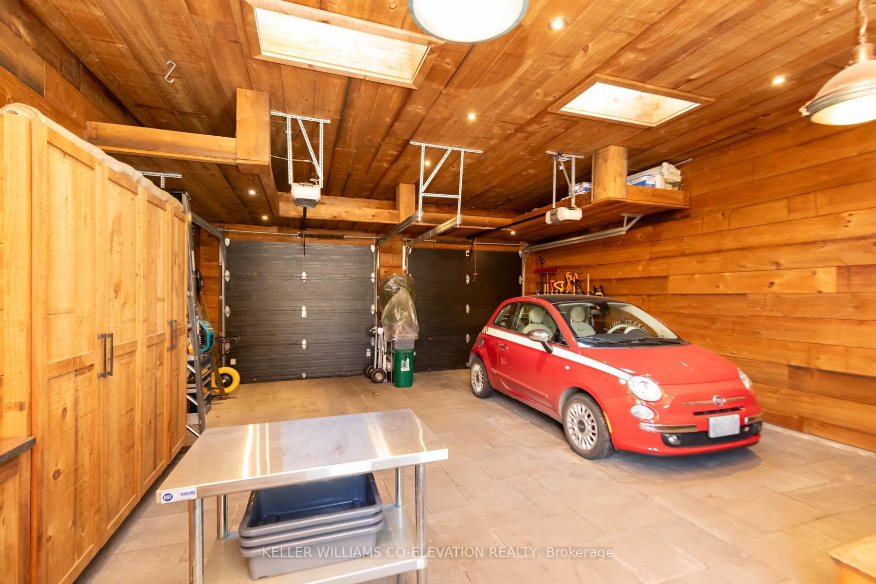 85 Kenneth Avenue photo 38