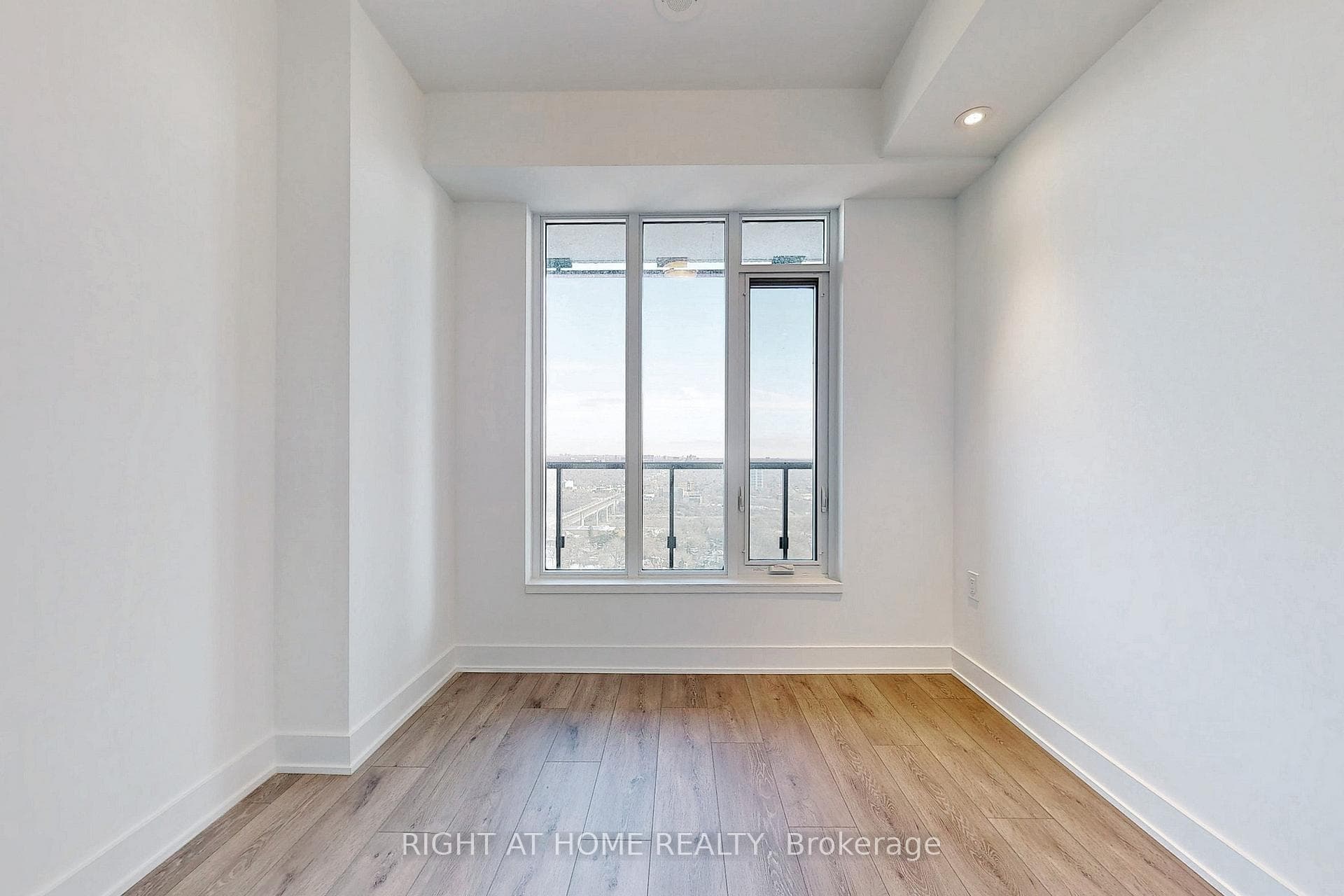 575 Bloor Street Unit 3103 photo 26