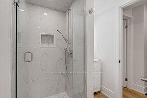 885B Dovercourt Road Unit Lower photo 13