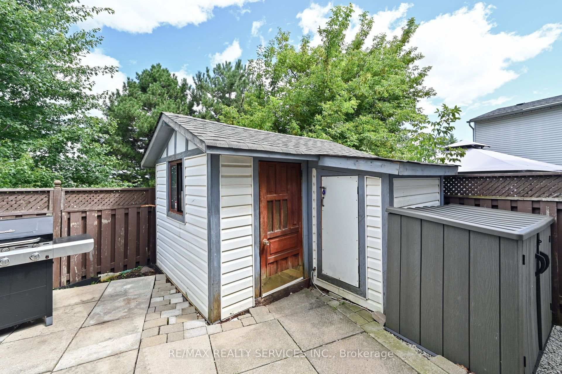5 Hedgeson Court photo 30