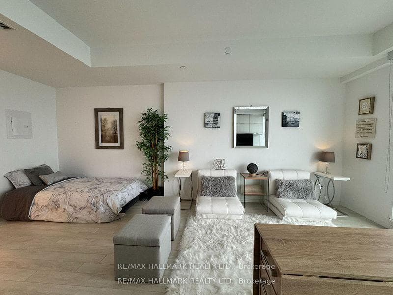 197 Yonge Street Unit 5408 photo 39