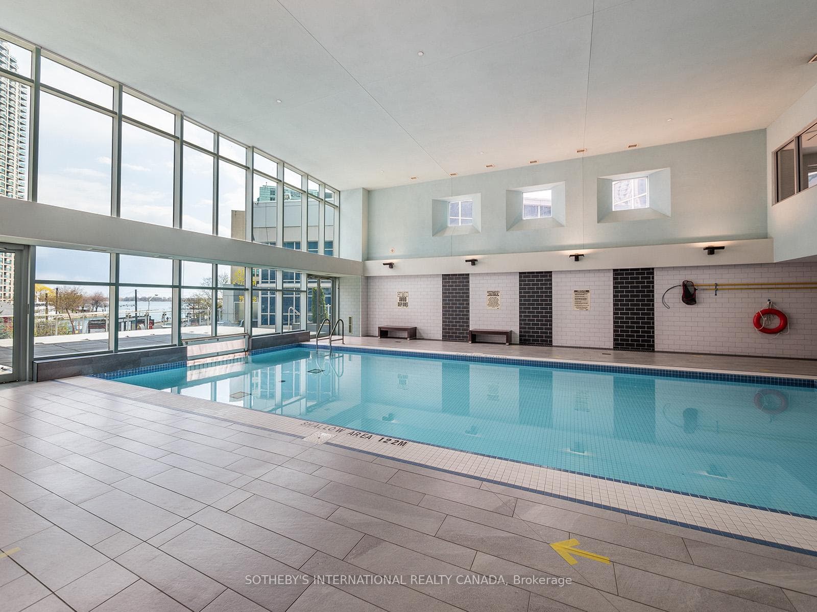 218 Queens Quay Unit 2202 photo 30