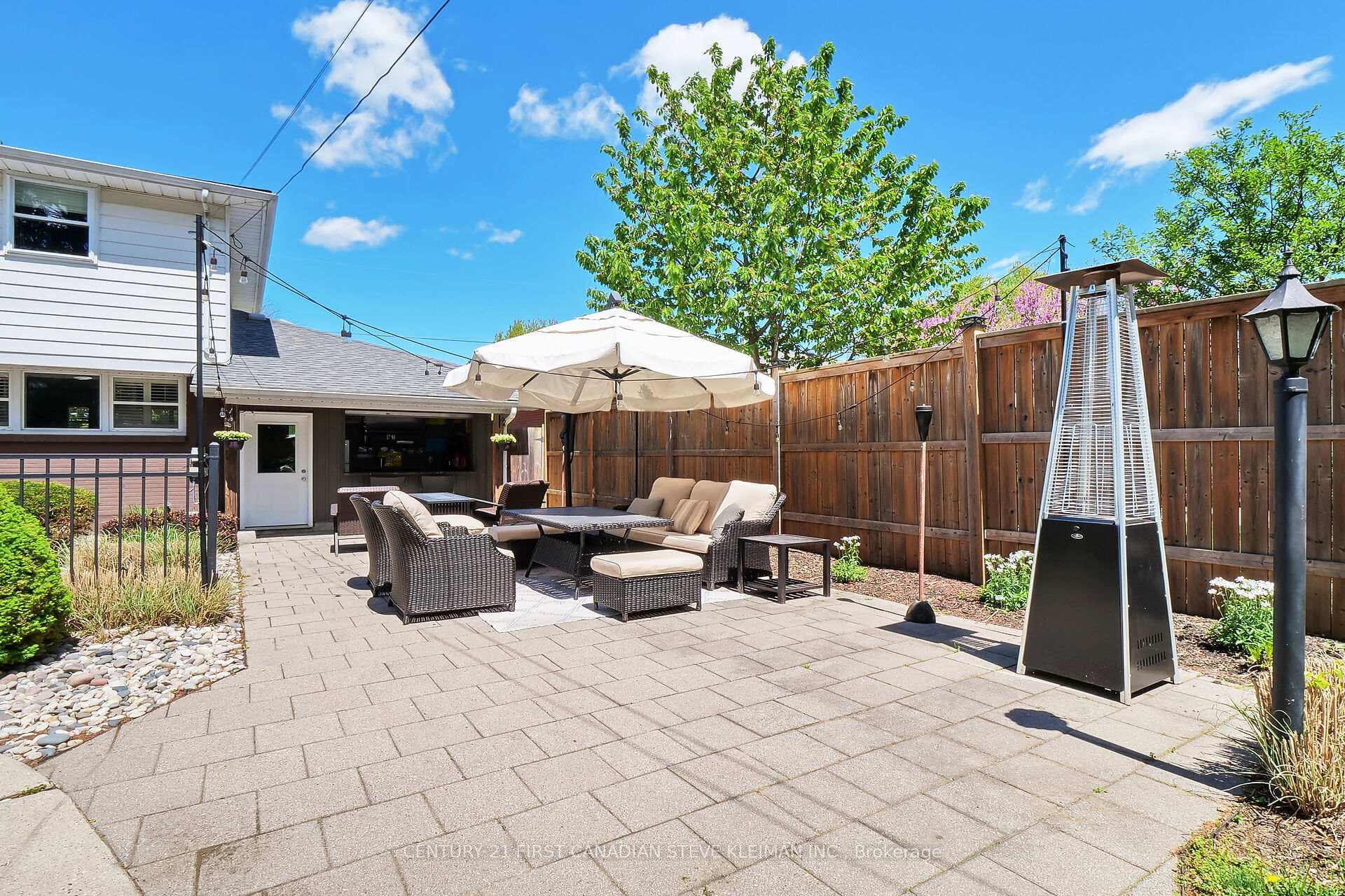 1370 Collingwood Avenue photo 36