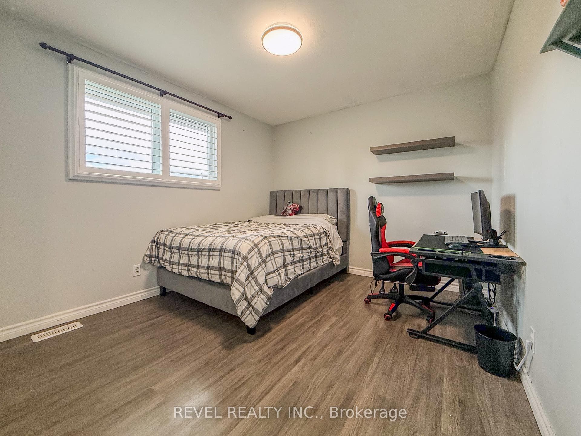 376 Morandin Avenue photo 21