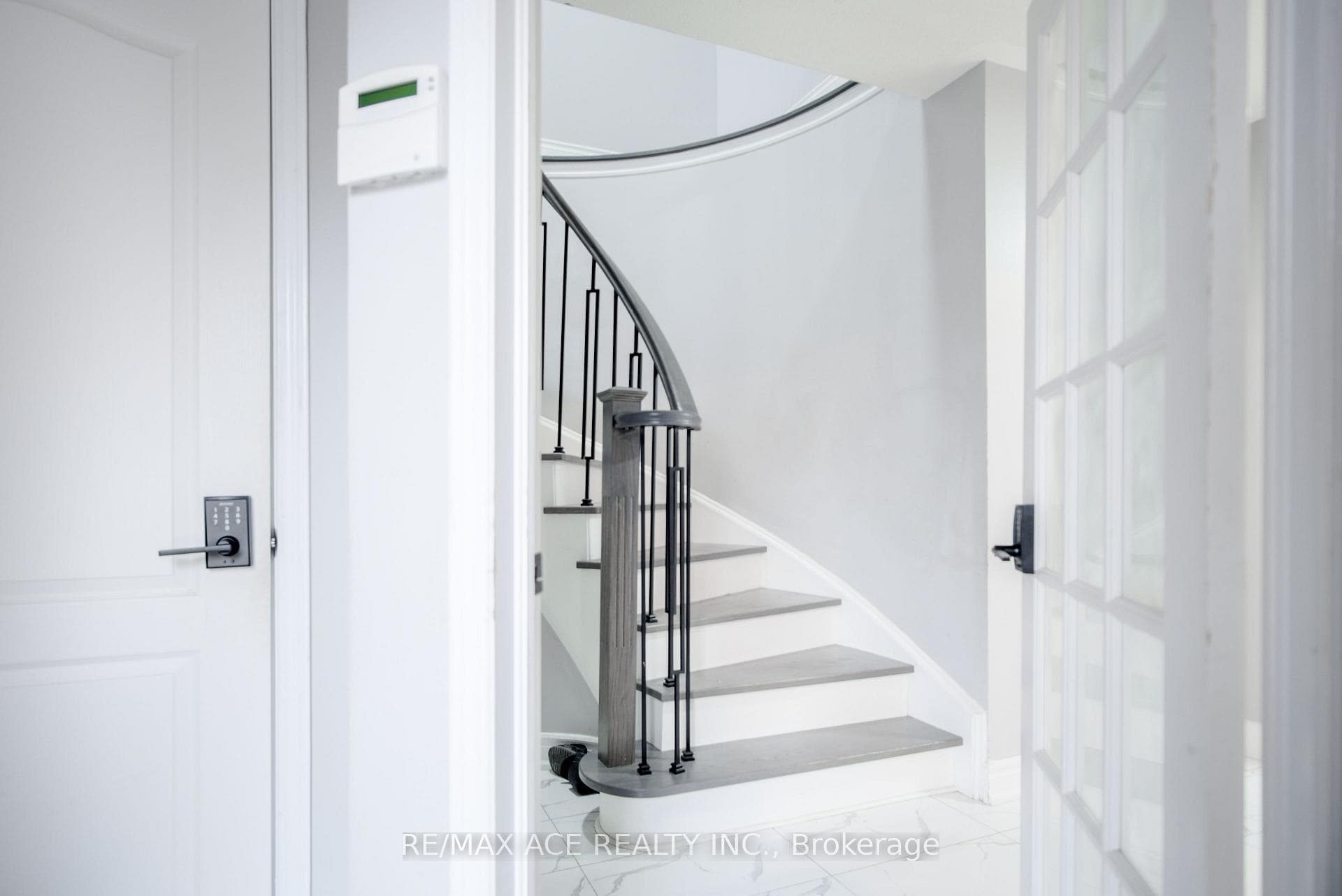 6 Casemore Road photo 33