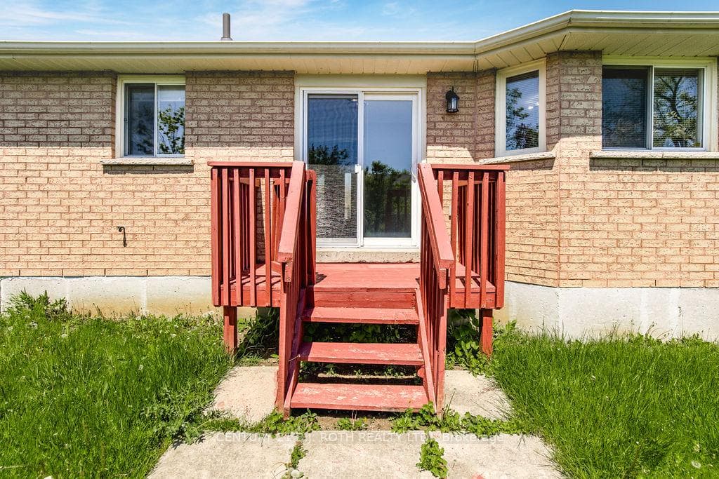 153 Livingstone Street photo 24
