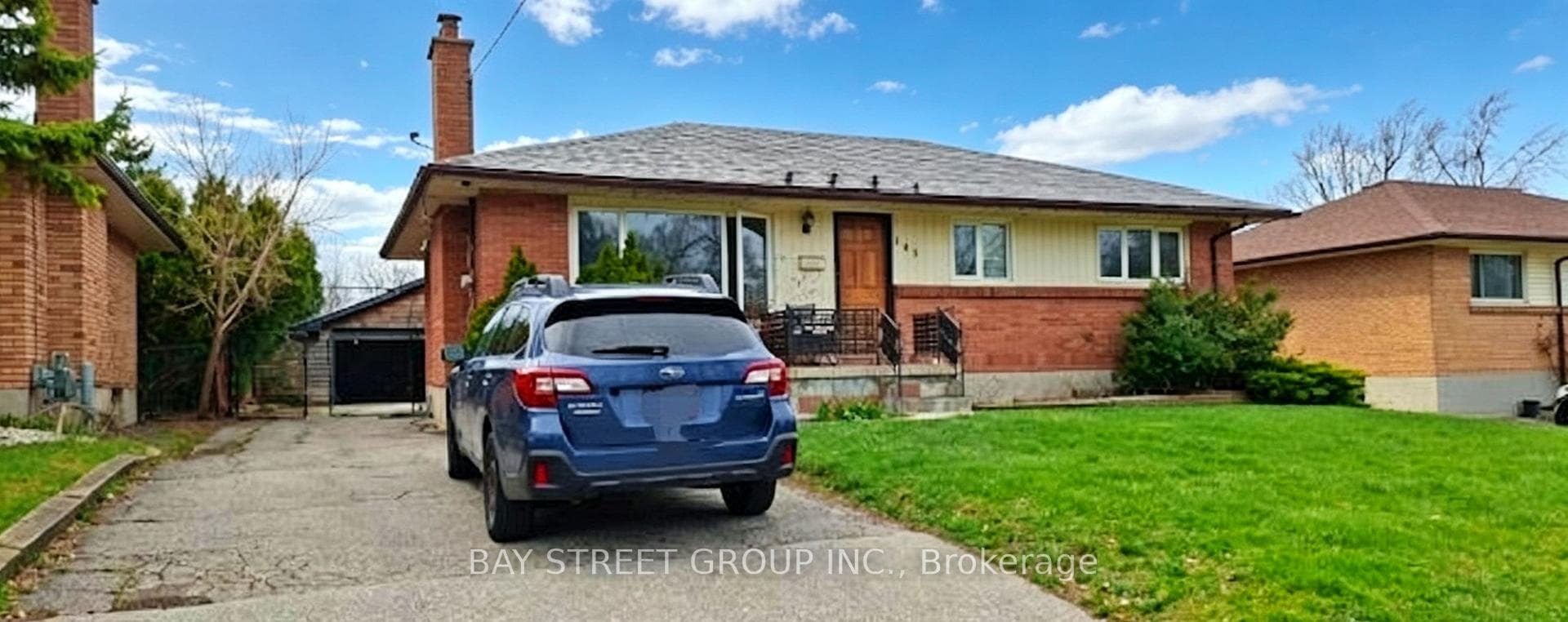 385 Beachwood Avenue photo 2