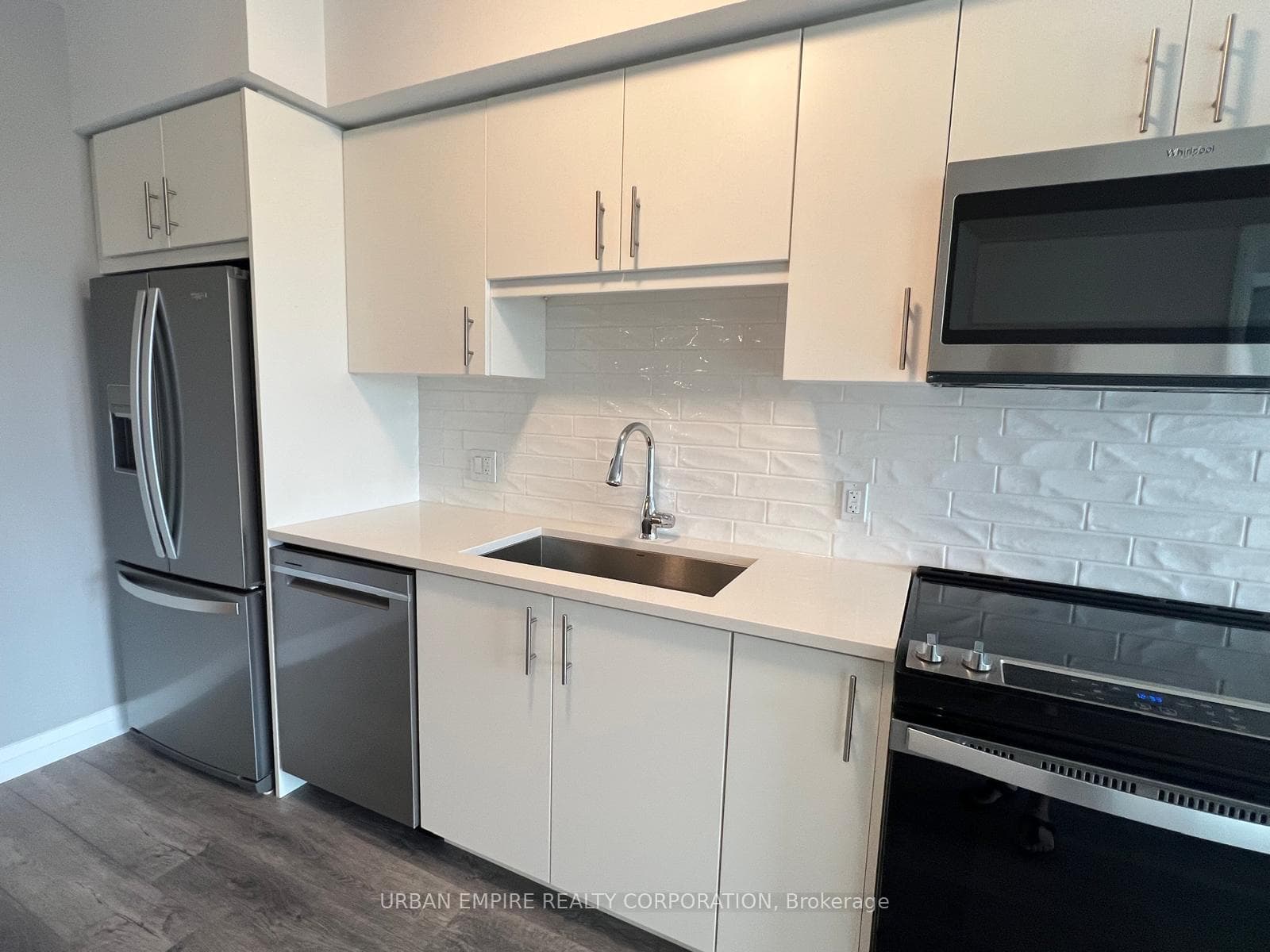 93 Arthur Street Unit 802 photo 6