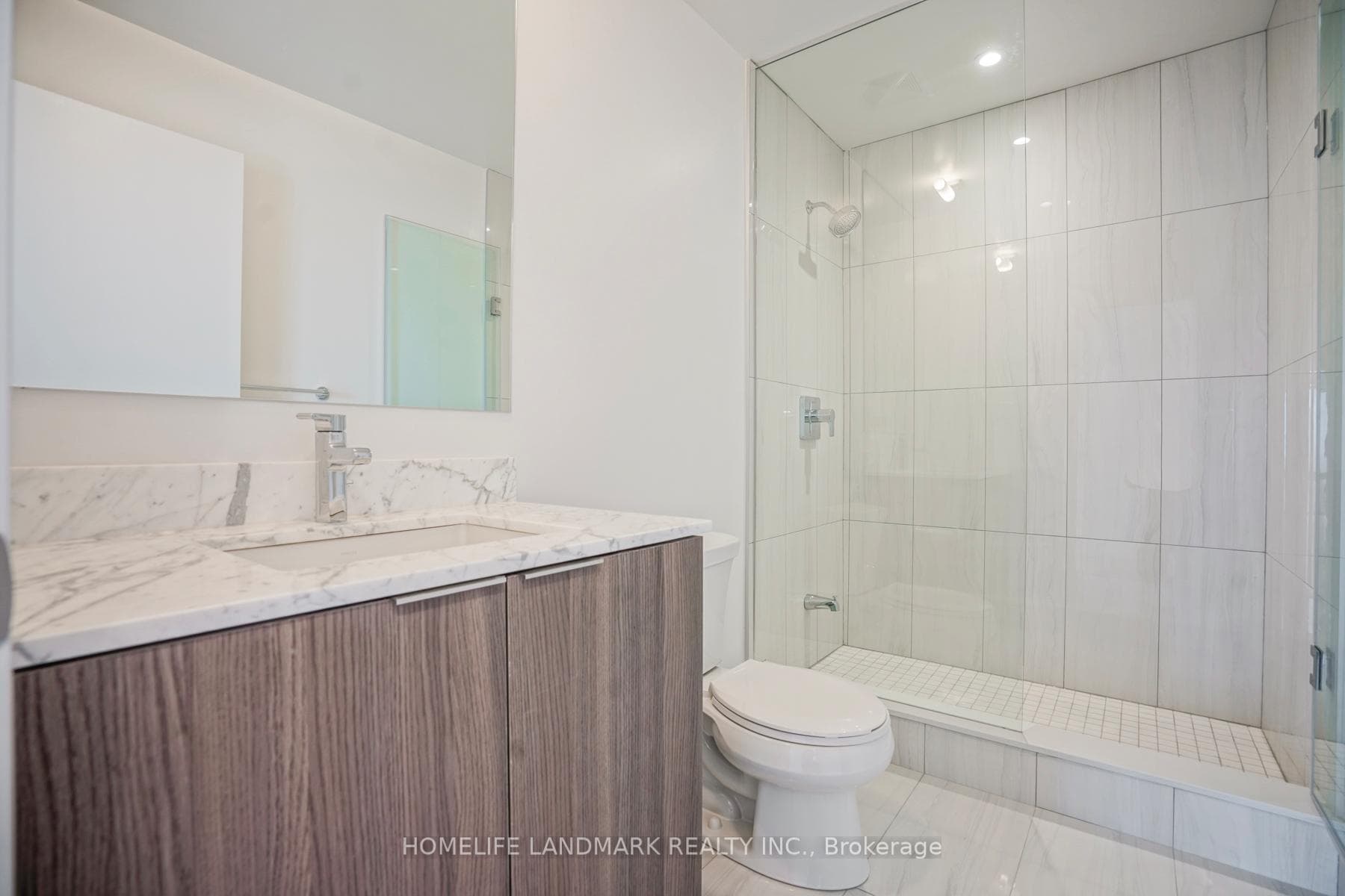 955 Bay Street Unit 3806 photo 14