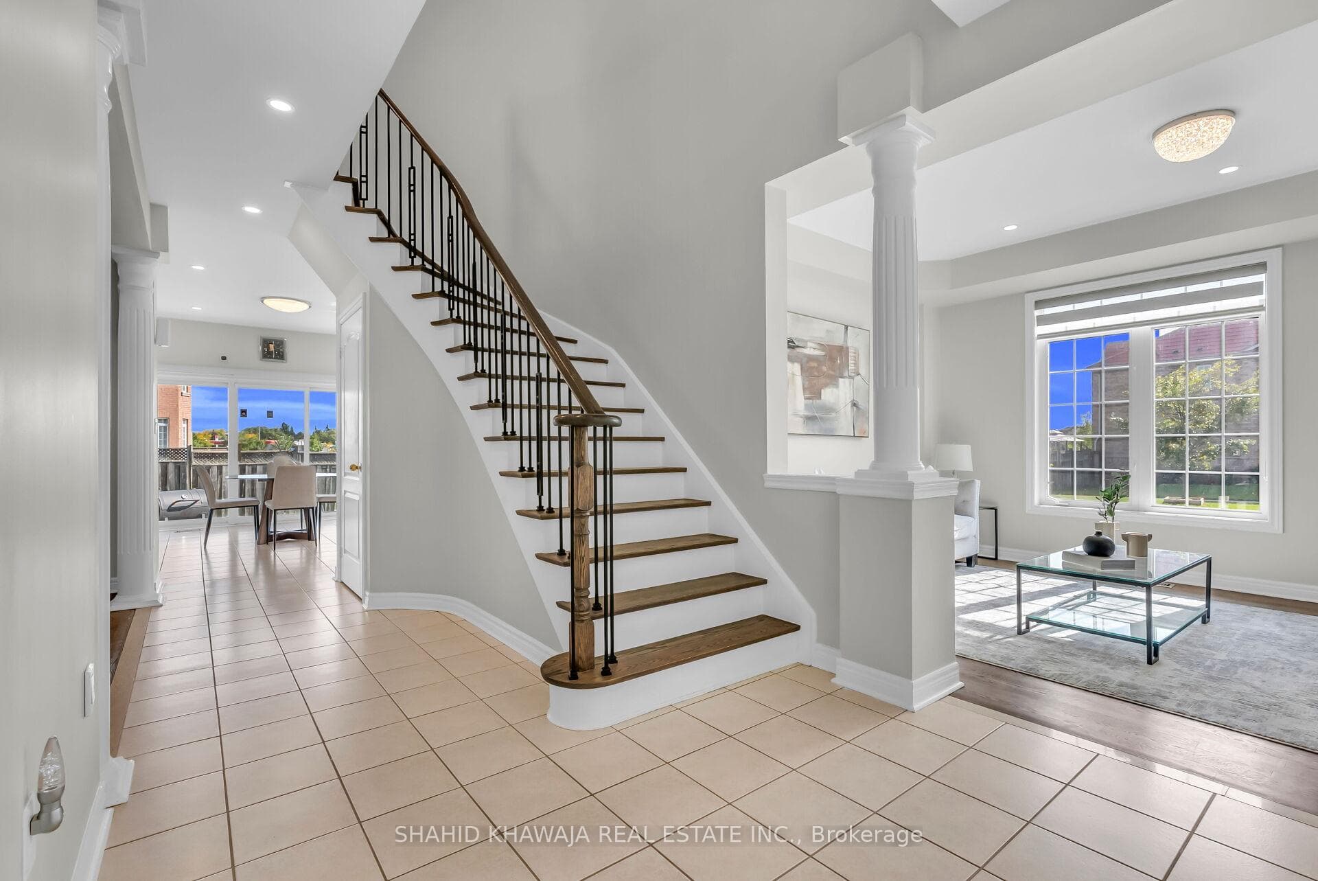 4839 Marble Arch Mews photo 19