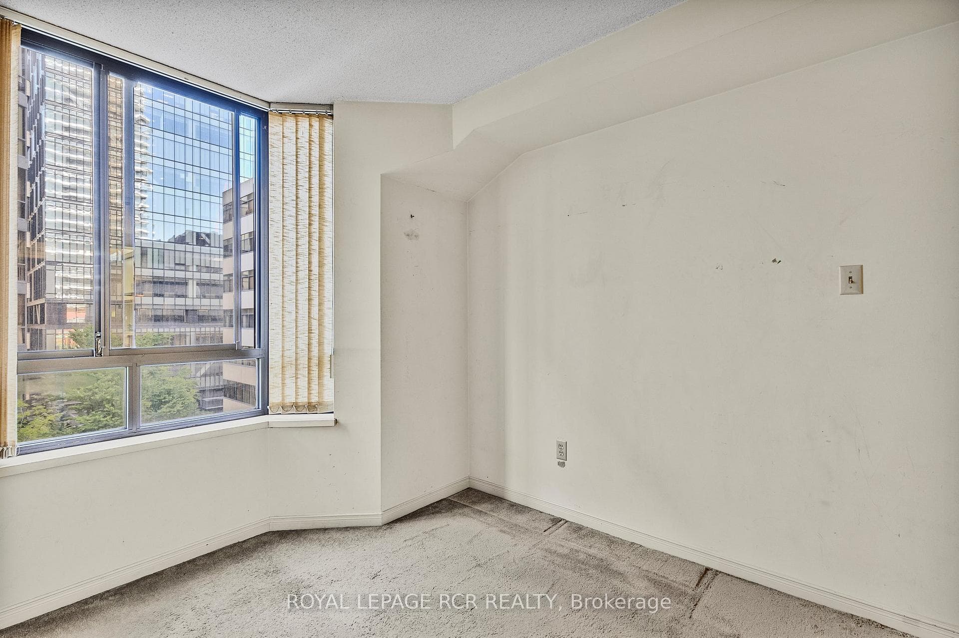 195 St Patrick Street Unit 603 photo 14