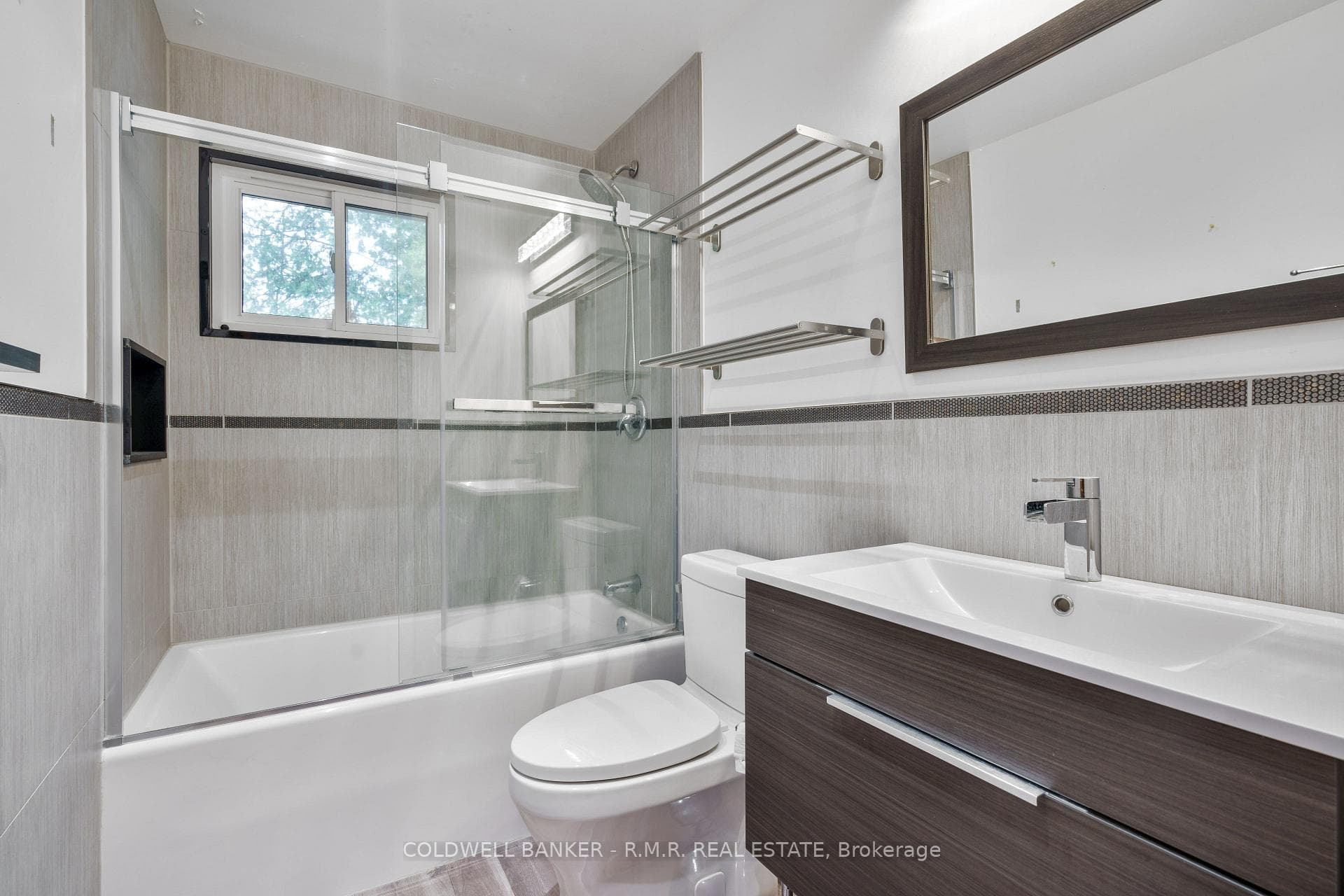 66 Edith Street photo 12