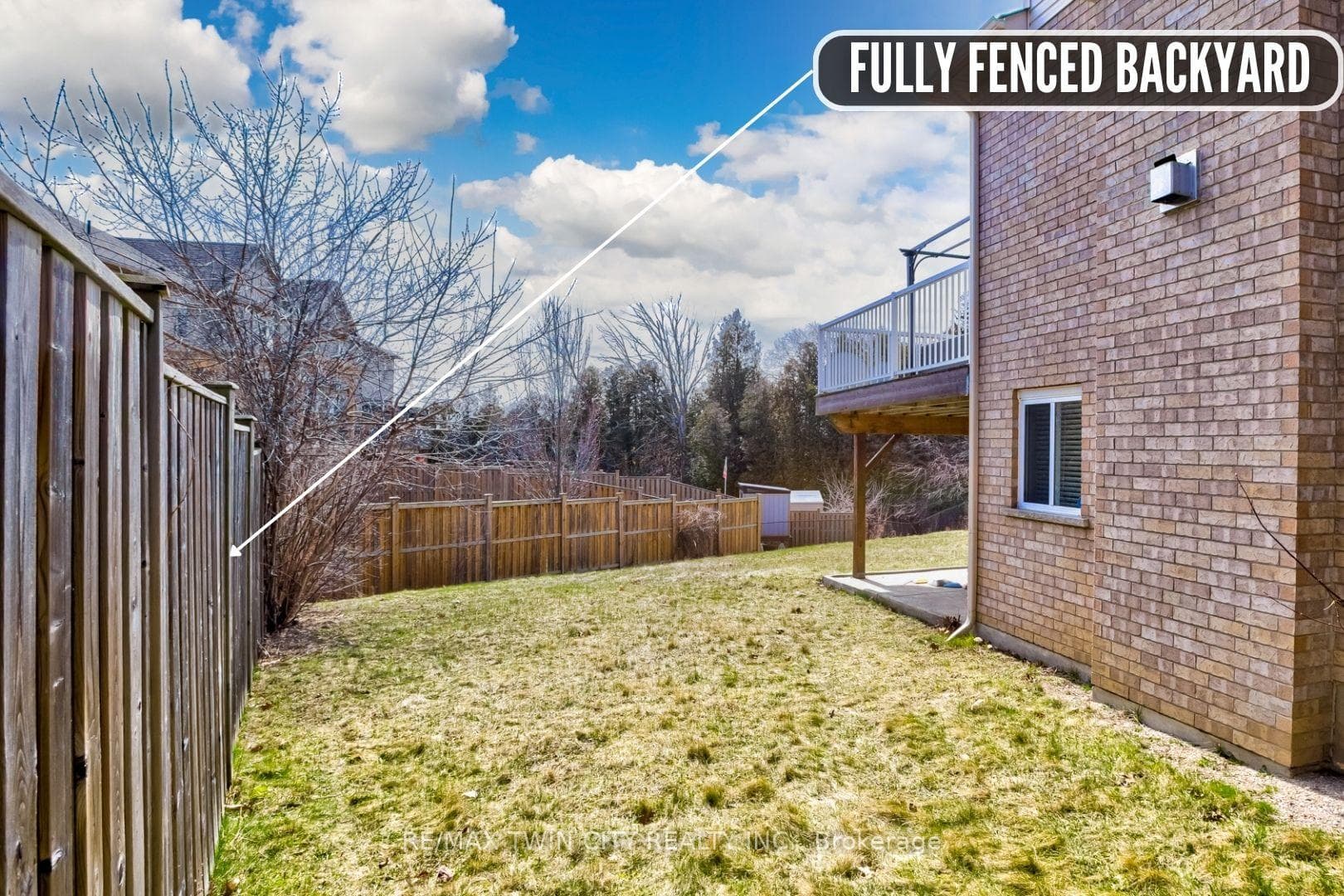 106 Country Clair Street photo 31