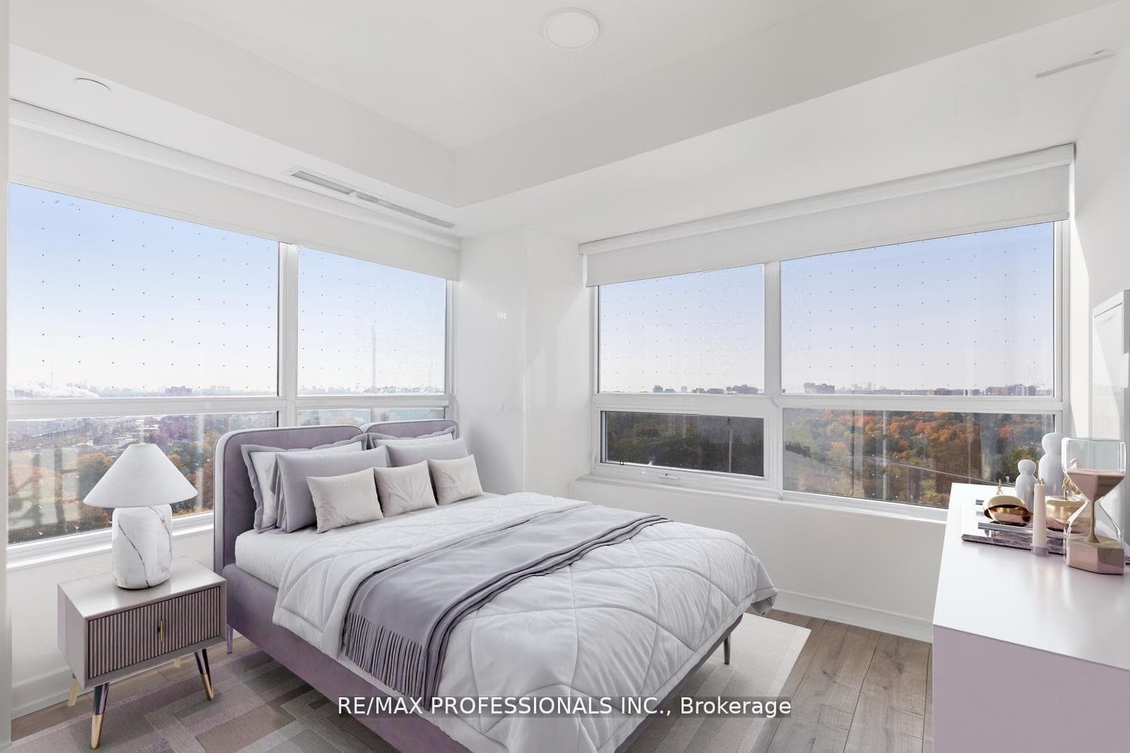 10 Wilby Crescent Unit 1603 photo 9