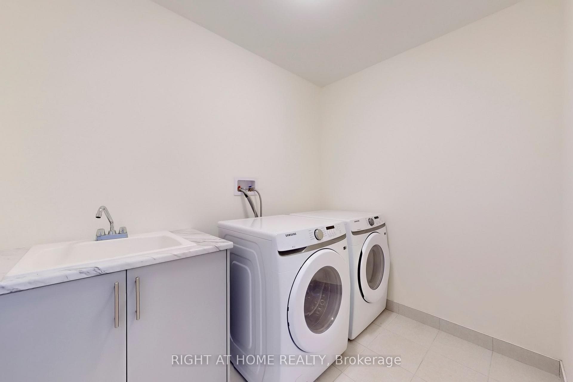 11 Calypso Avenue photo 23