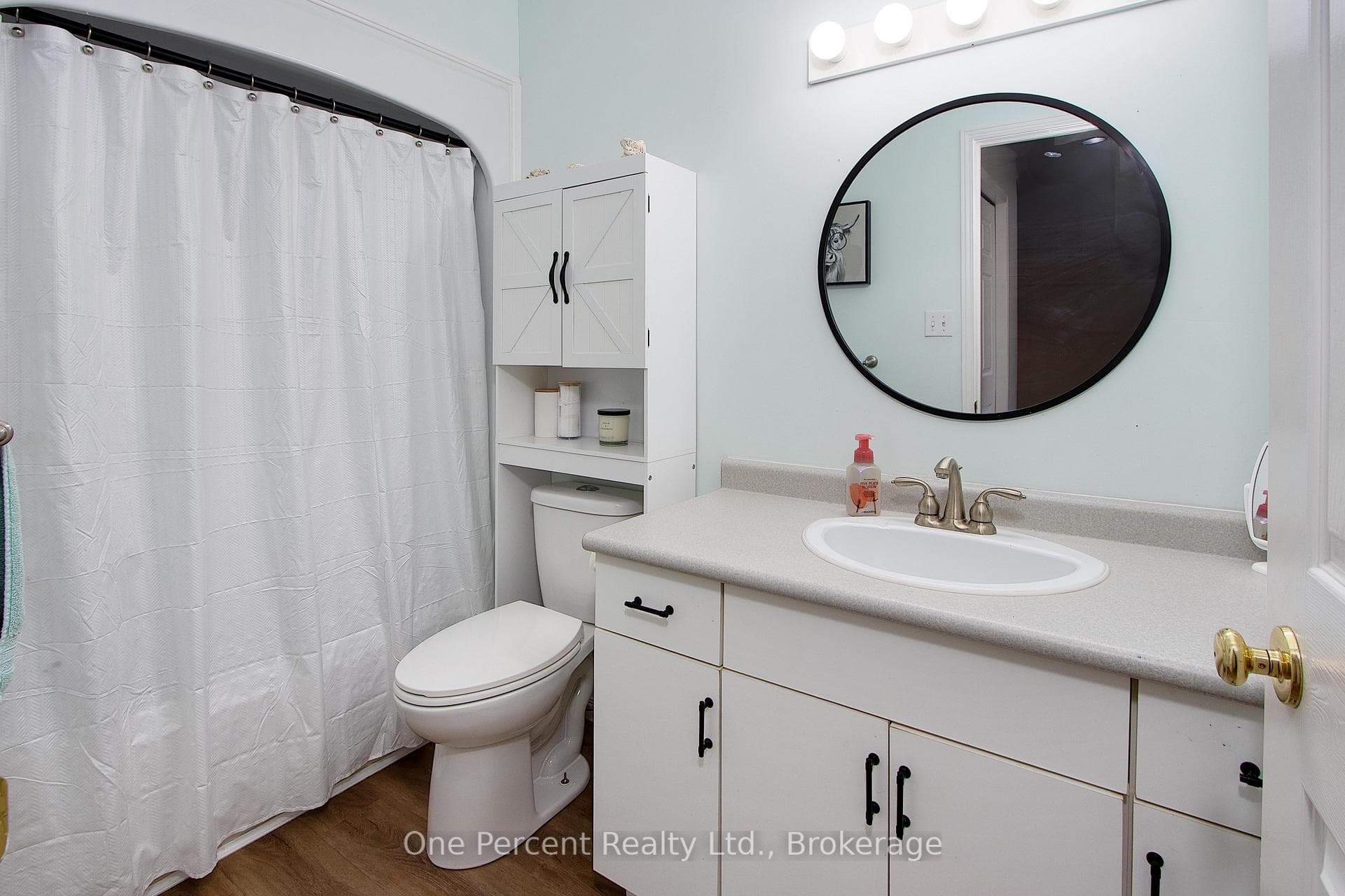 425 Greenwood Drive photo 20