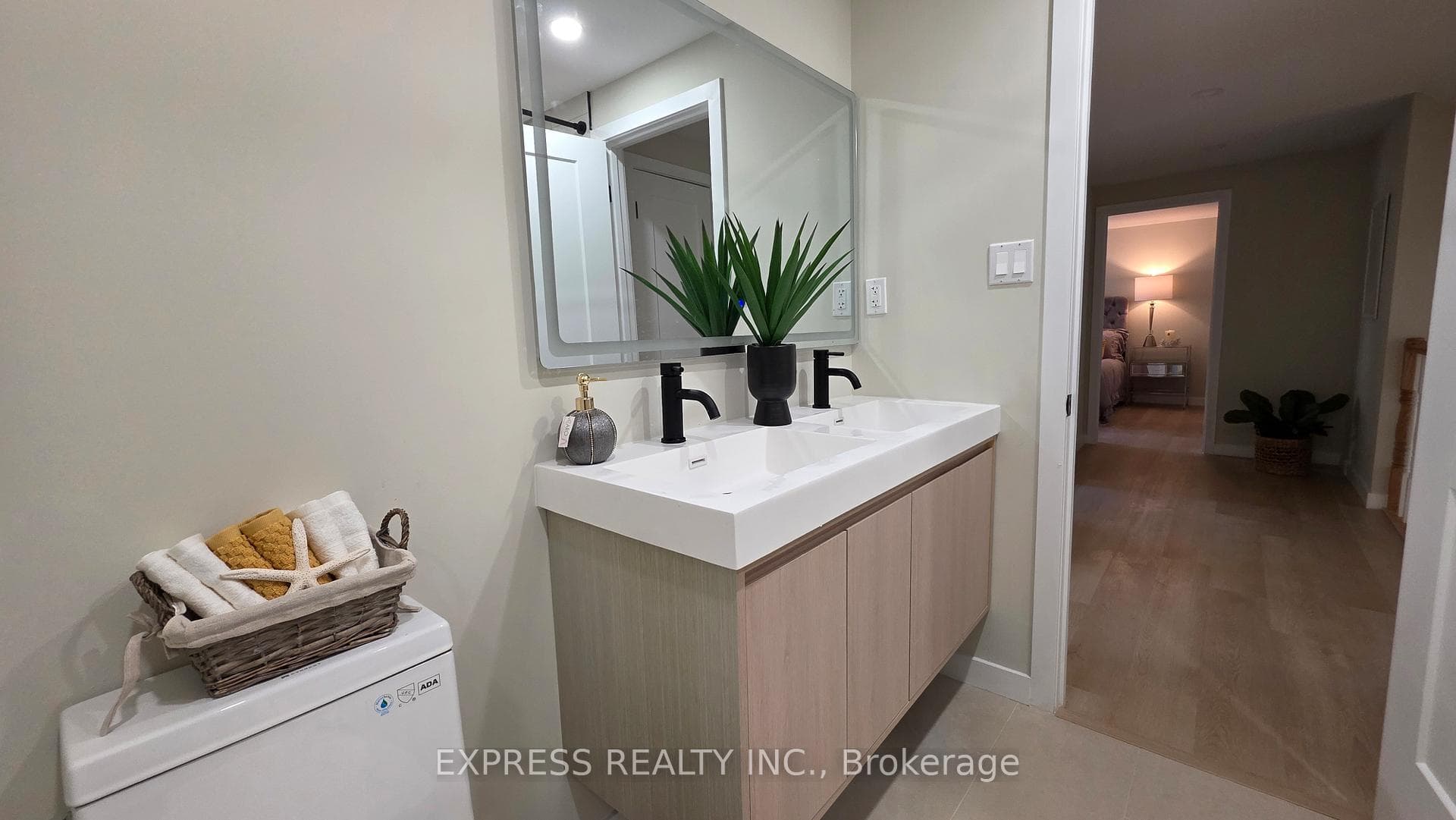 1215 Garthdale Court photo 28