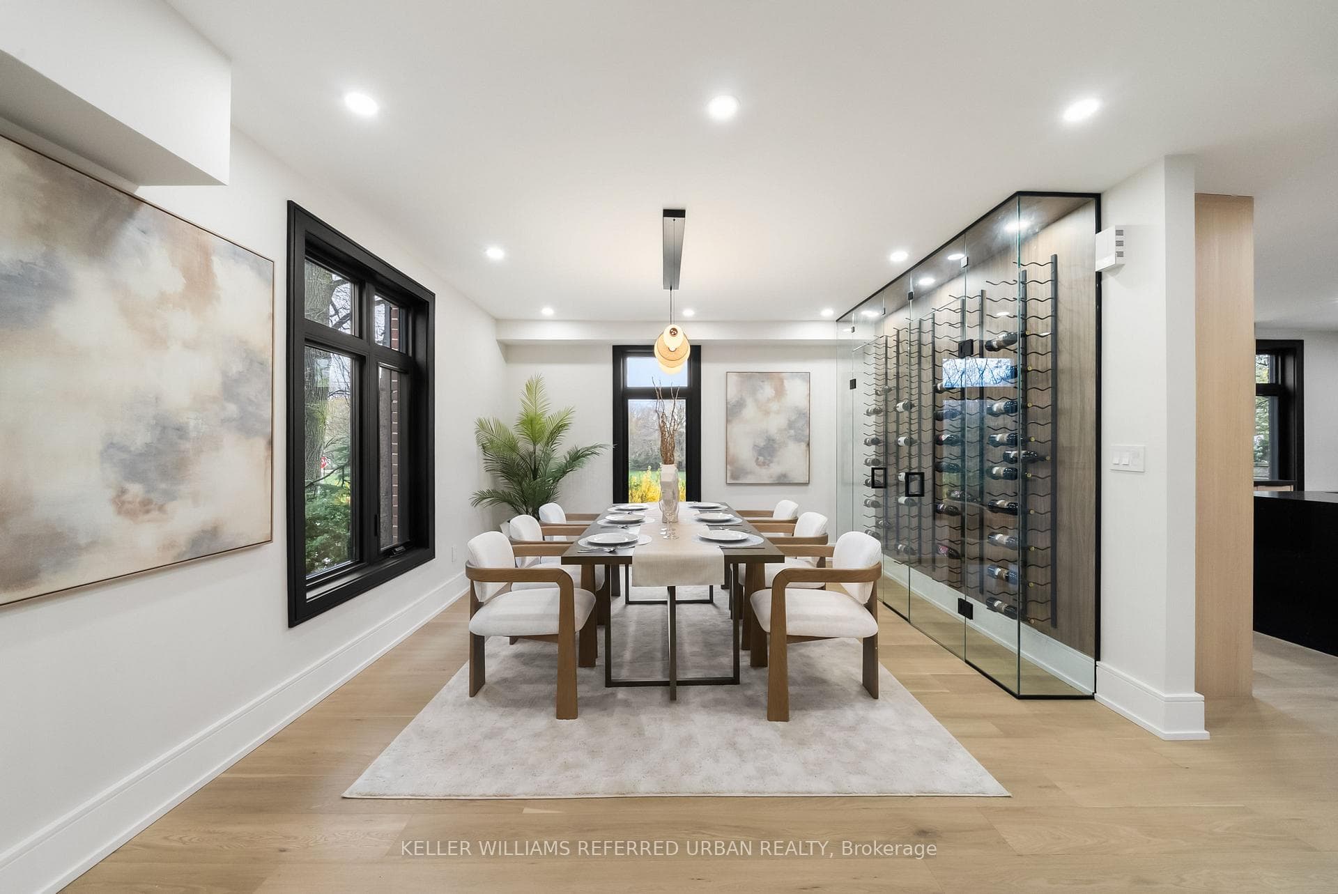 137 Cheltenham Avenue photo 4