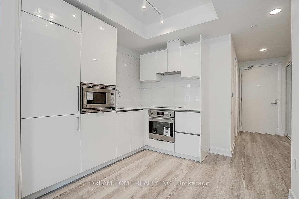 238 Simcoe Street Unit 2205 photo 21