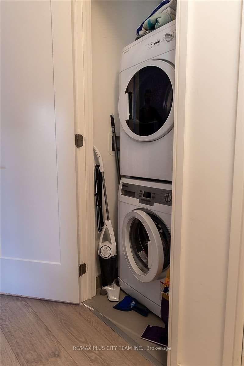88 Scott Street Unit 2302 photo 14