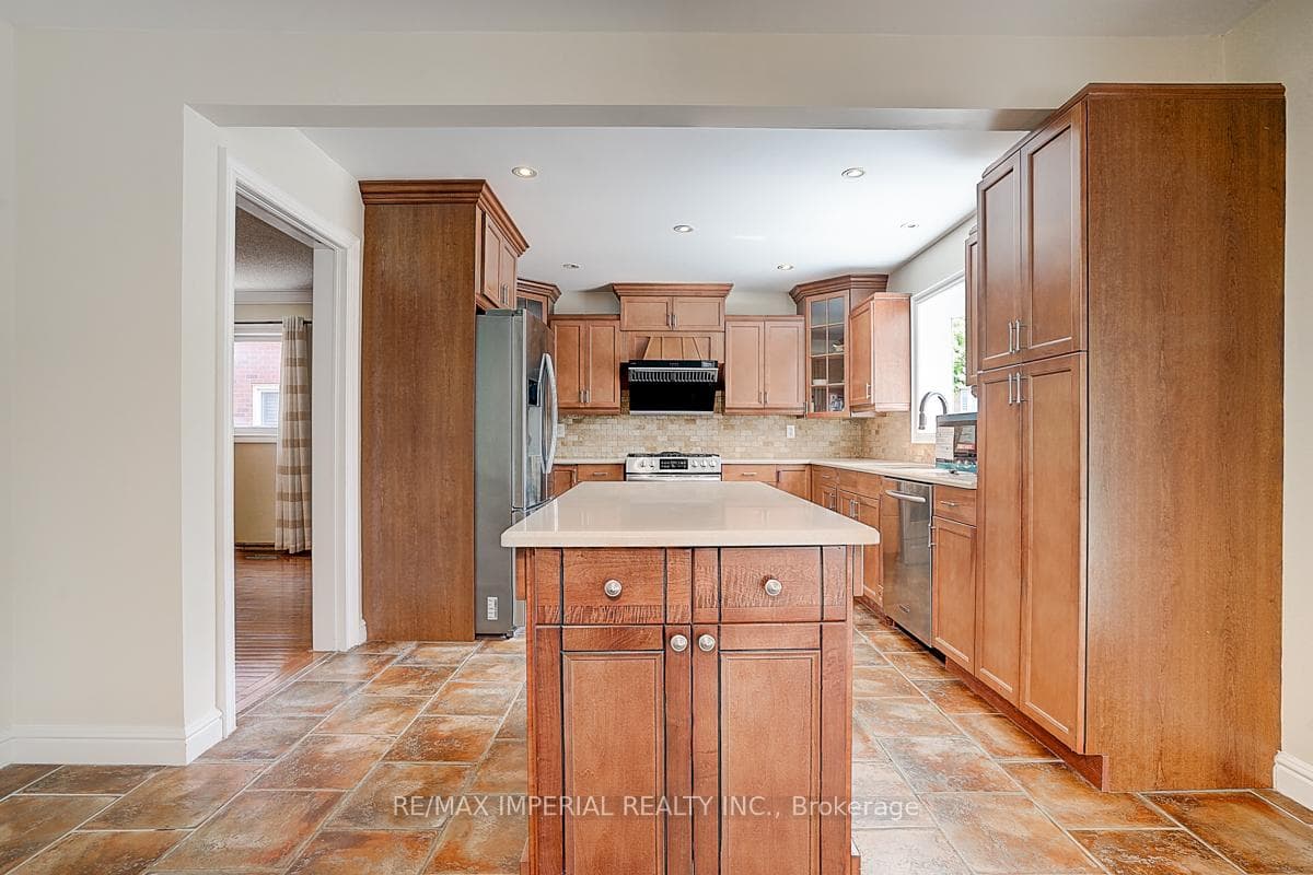 1407 GREENRIDGE Circle photo 15