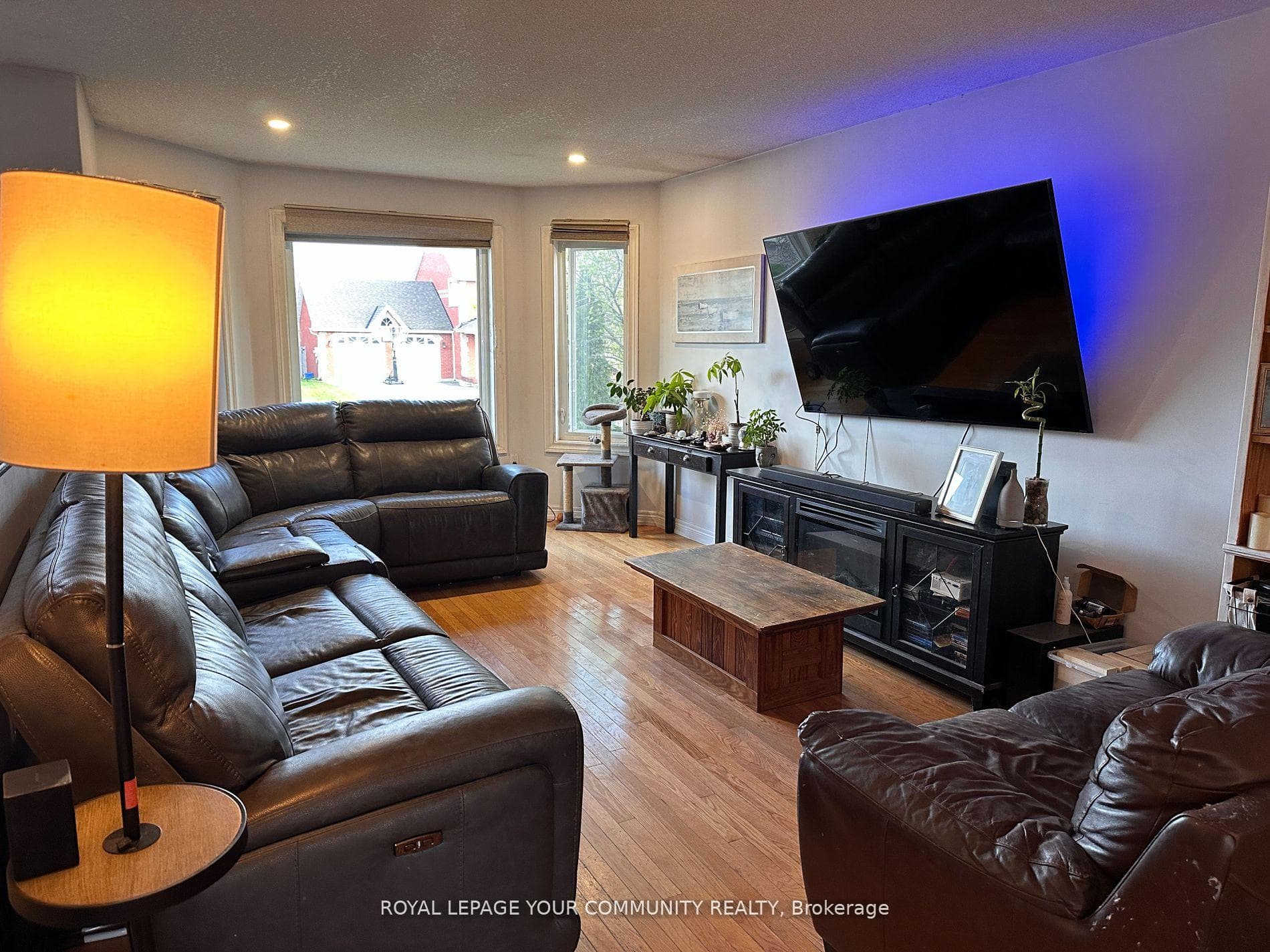 34 Kerfoot Crescent photo 7
