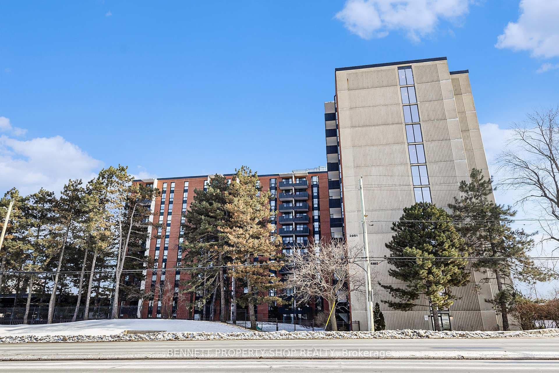 2951 RIVERSIDE Drive Unit 1015 photo 19