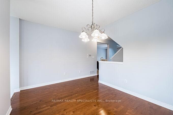4663 Thomas Alton Boulevard photo 13