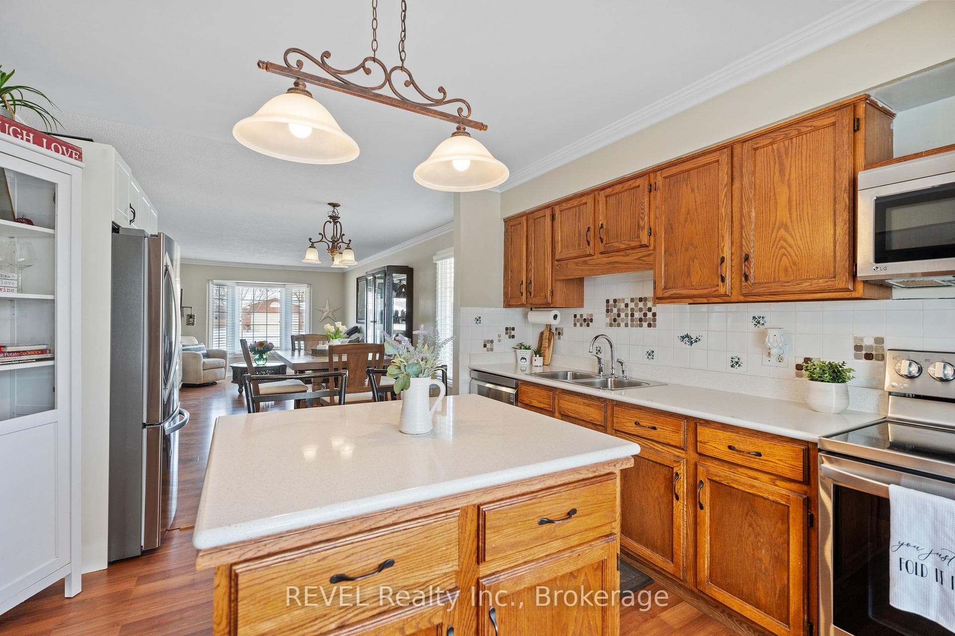 232 Gadsby Avenue photo 19