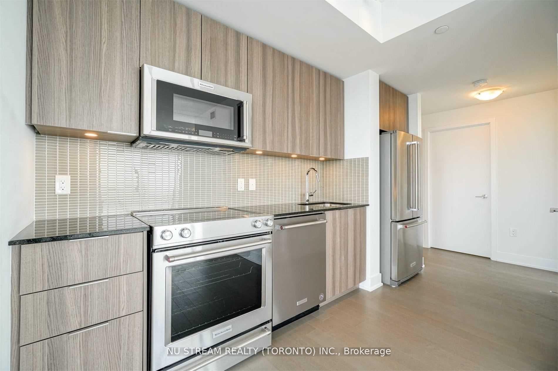 30 Shore Breeze Drive Unit 3721 photo 7